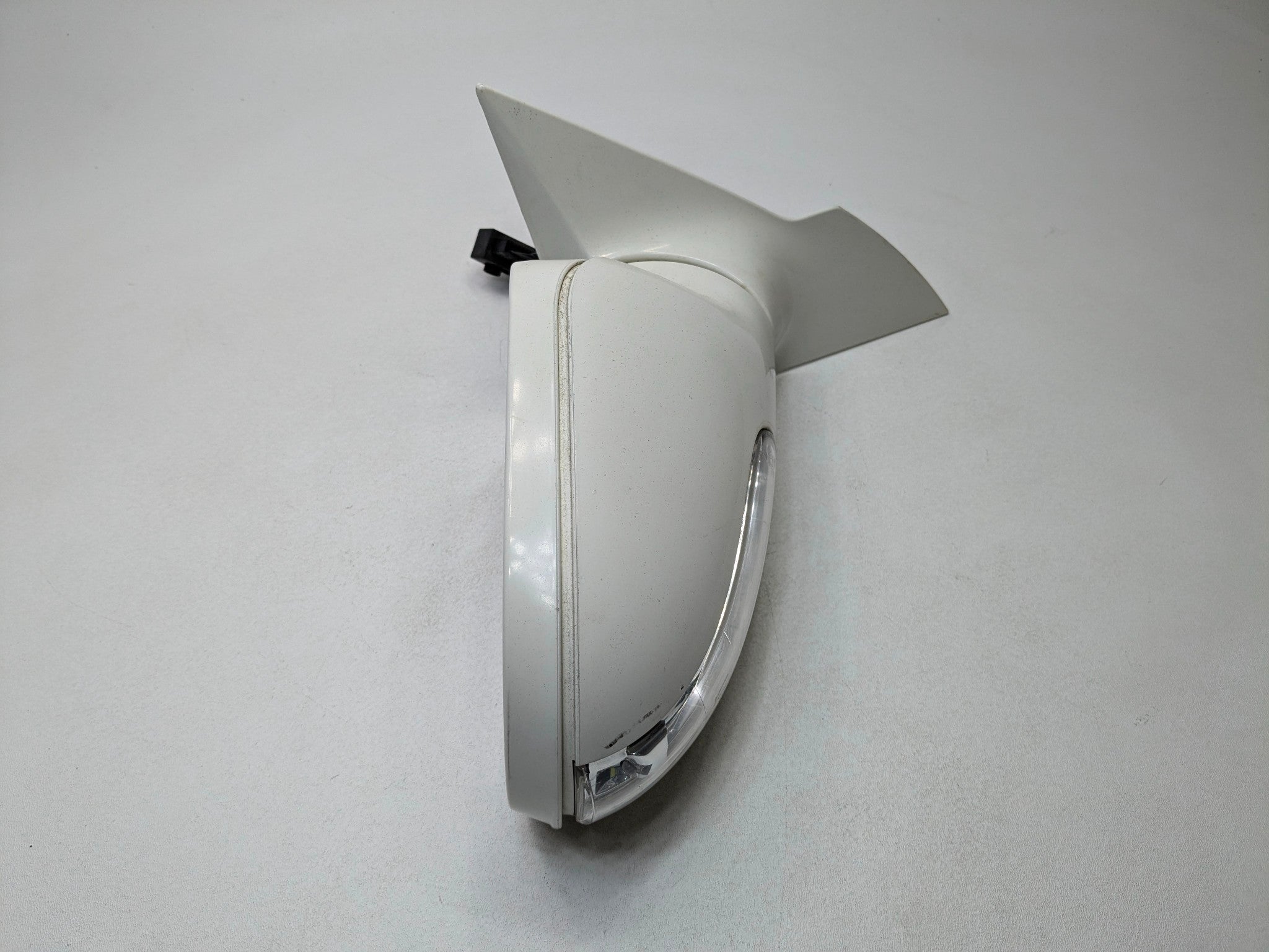 2002 - 2005 OEM MERCEDES BENZ CLK320 RIGHT PASSENGER SIDE REAR VIEW MIRROR WHITE