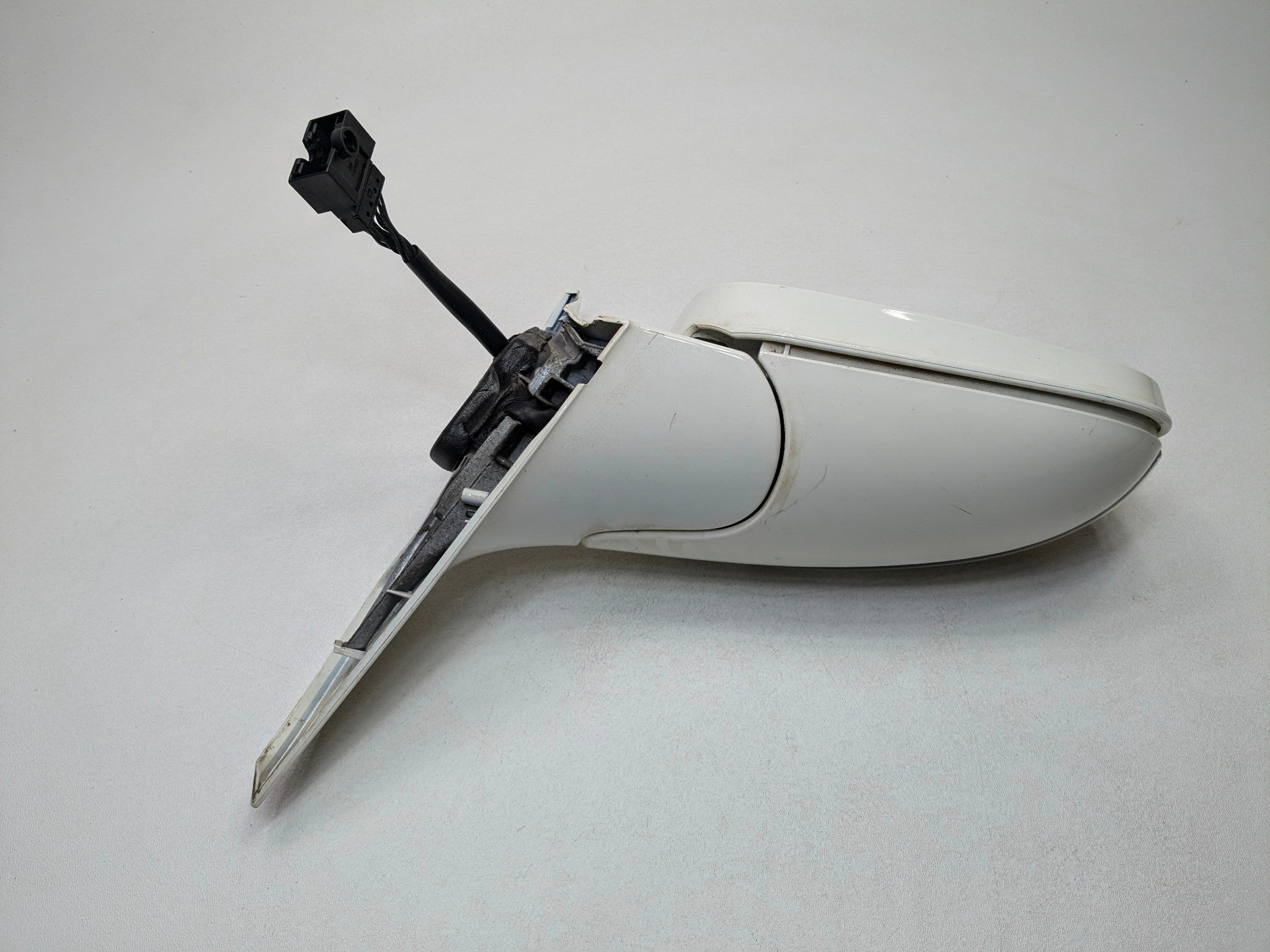 2002 - 2005 OEM MERCEDES BENZ CLK320 RIGHT PASSENGER SIDE REAR VIEW MIRROR WHITE