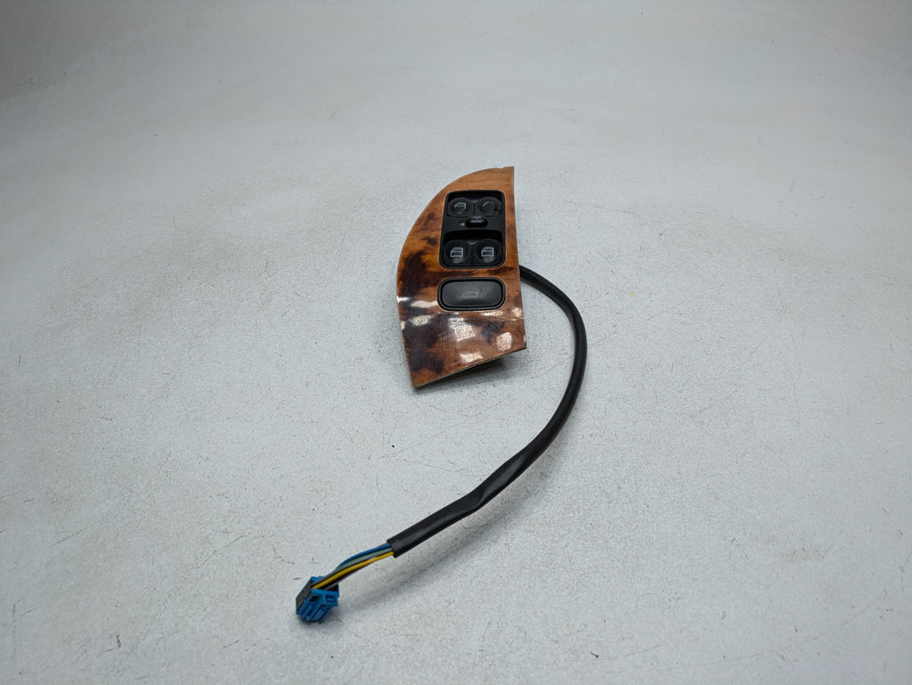 02 - 05 OEM MERCEDES BENZ CLK320 FRONT LEFT SIDE MASTER POWER LOCK DOOR SWITCH