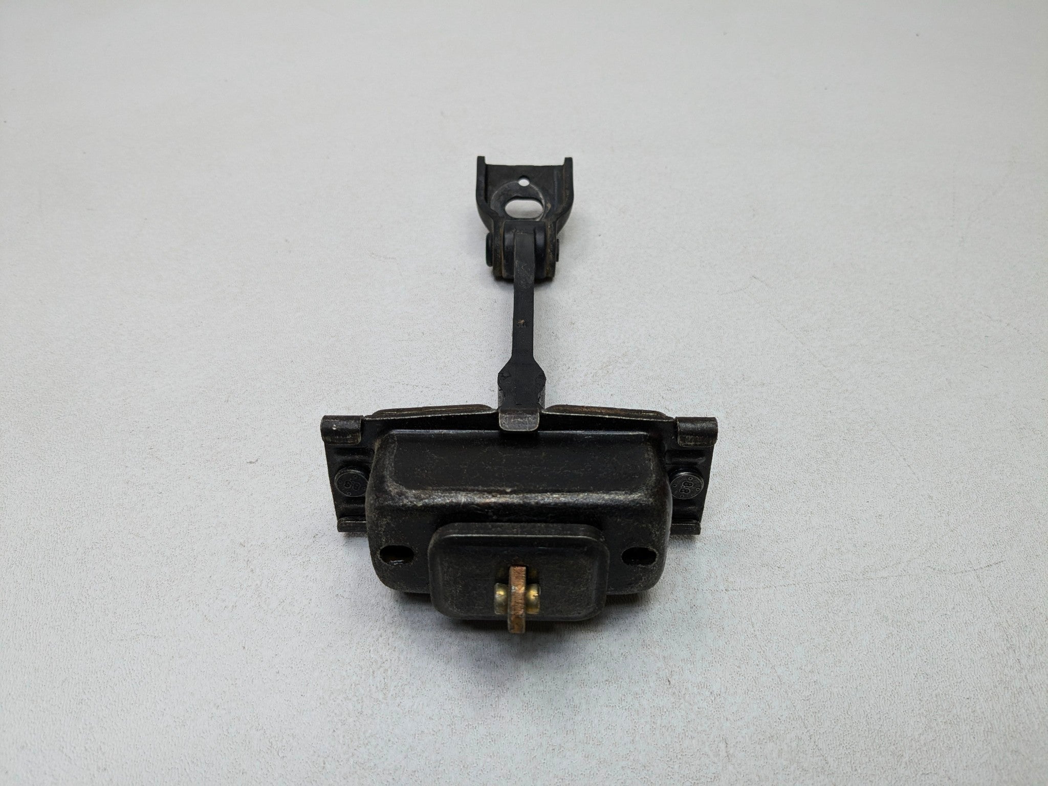 2002 - 2005 OEM MERCEDES BENZ CLK320 FRONT LEFT DRIVER SIDE DOOR STOPPER