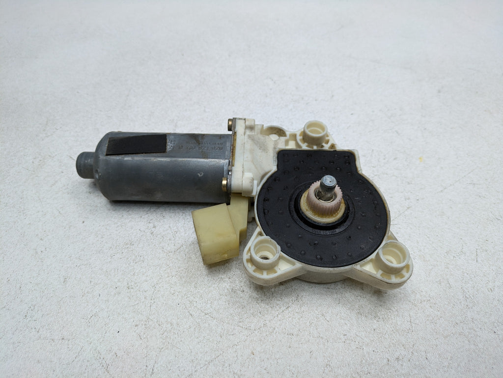 02 - 05 OEM MERCEDES BENZ CLK320 FRONT RIGHT PASSENGER SIDE POWER WINDOW MOTOR