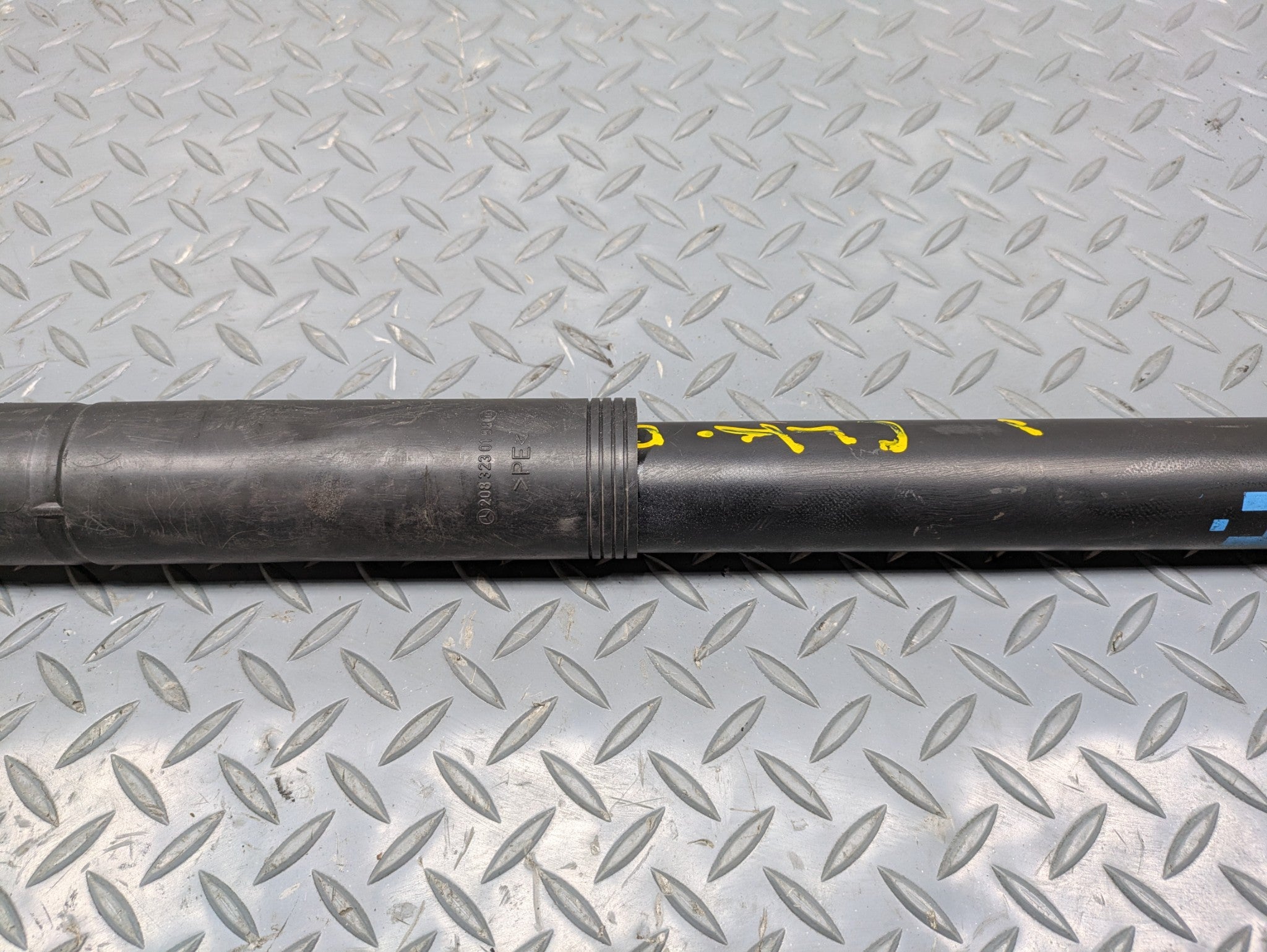 02 - 05 OEM MERCEDES BENZ CLK320 REAR RIGHT PASSENGER SIDE SHOCK STRUT ABSORBER