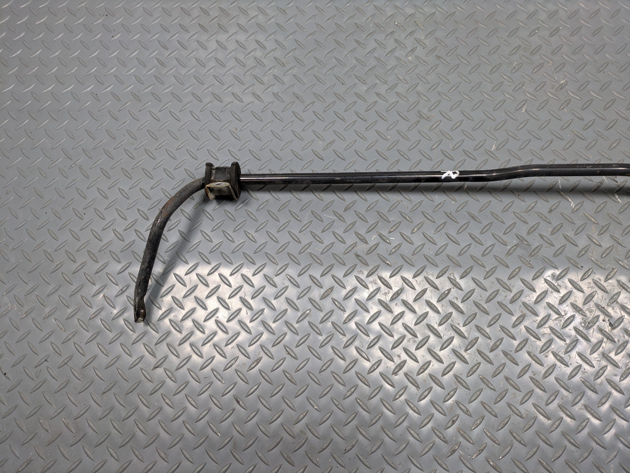 2002 - 2005 OEM MERCEDES BENZ CLK320 REAR STABILIZER ANTI ROLL SWAY BAR