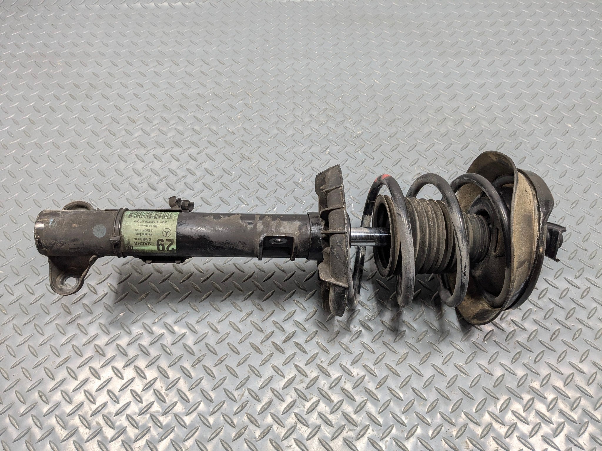 02 - 05 OEM MERCEDES BENZ CLK320 FRONT RIGHT SIDE SHOCK STRUT ABSORBER ASSEMBLY