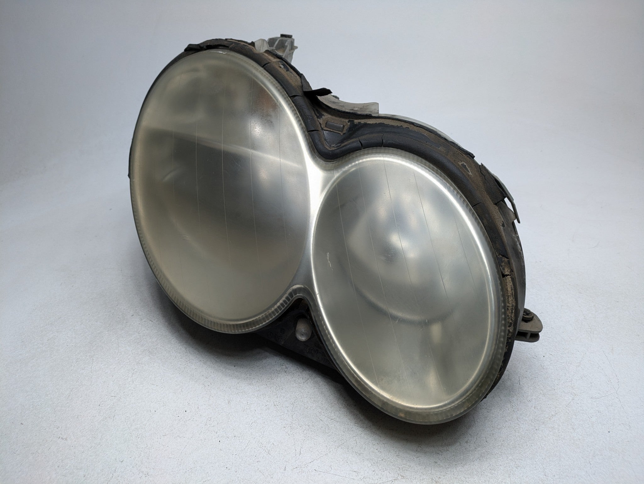 02 - 05 OEM MERCEDES BENZ CLK320 FRONT RIGHT PASSENGER SIDE HEADLAMP ASSEMBLY
