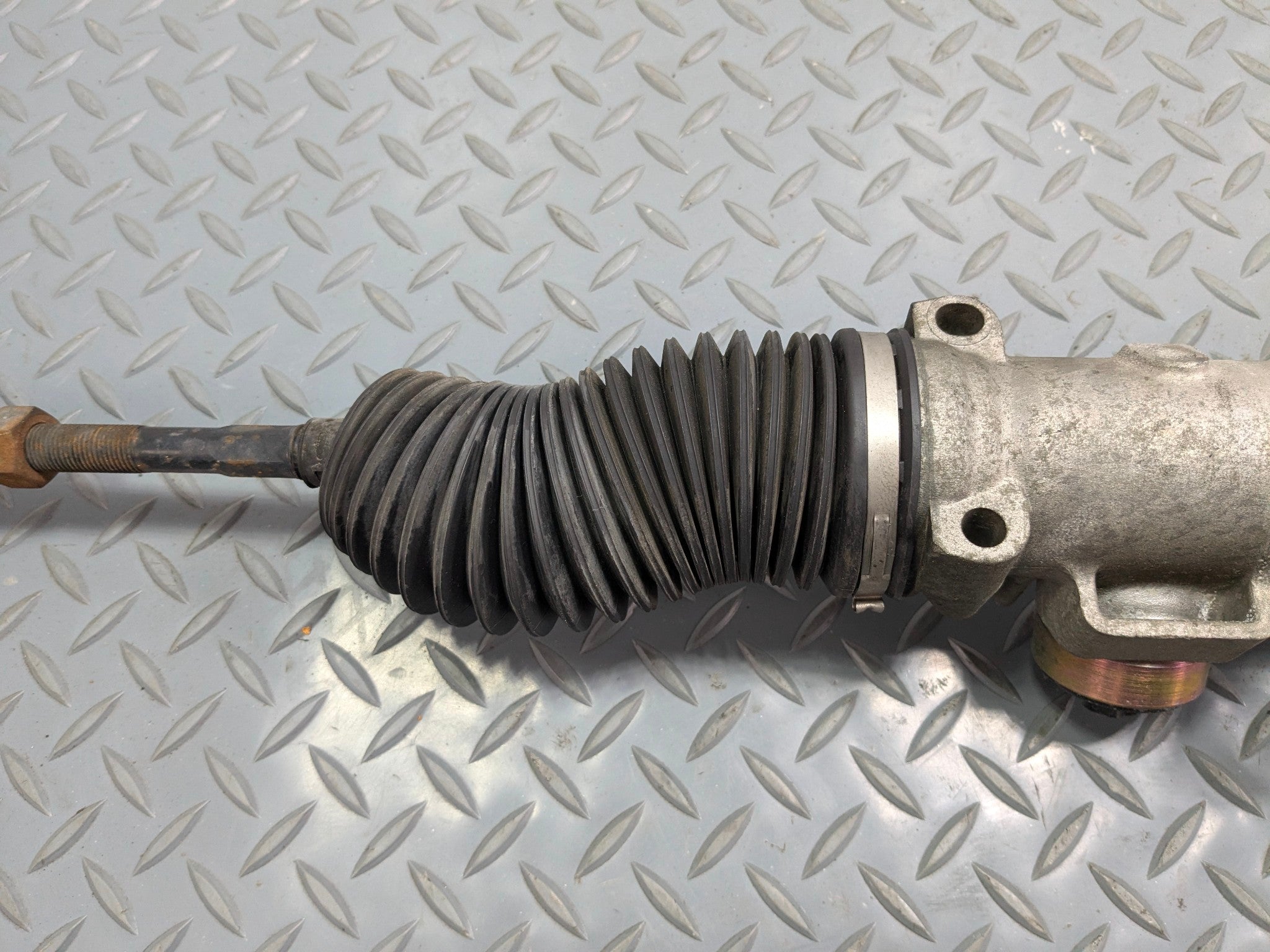 02 - 05 OEM MERCEDES BENZ CLK320 POWER STEERING GEAR RACK AND PINION ASSEMBLY