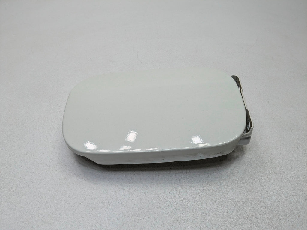 02 - 05 OEM MERCEDES BENZ CLK320 CONVERTIBLE FUEL GAS TANK FILLER DOOR LID WHITE