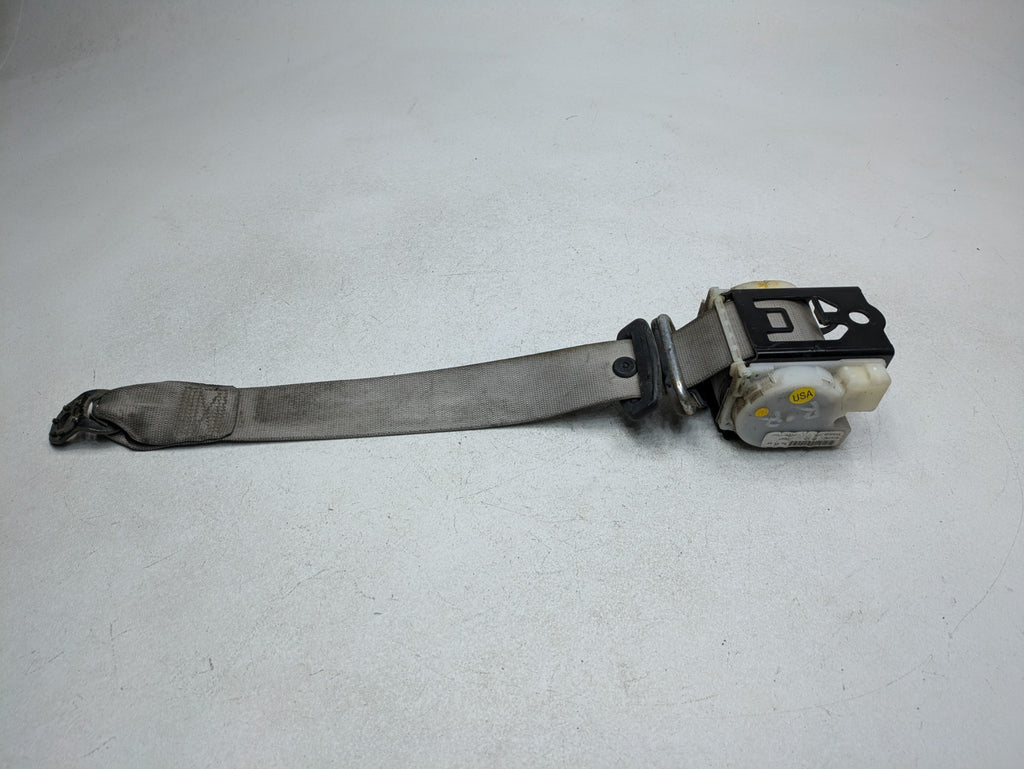 2002 - 2005 OEM MERCEDES BENZ CLK320 REAR RIGHT SIDE RETRACTOR SEAT BELT