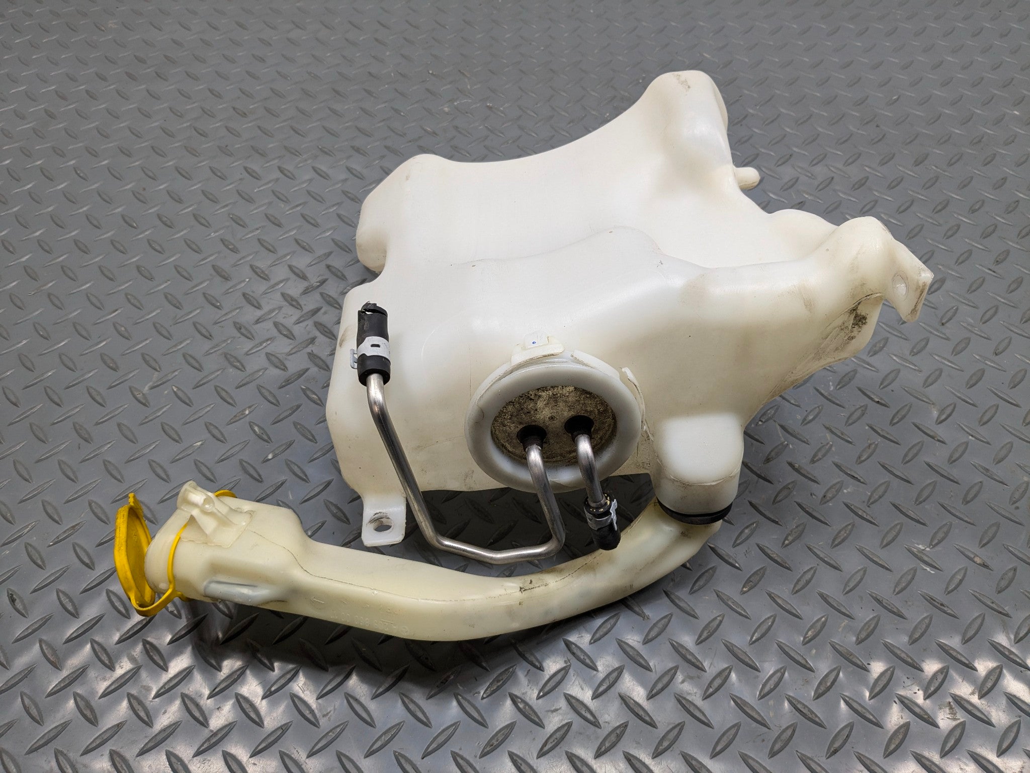 02 - 05 OEM MERCEDES BENZ CLK320 WINDSHIELD WASHER FLUID TANK BOTTLE RESERVOIR