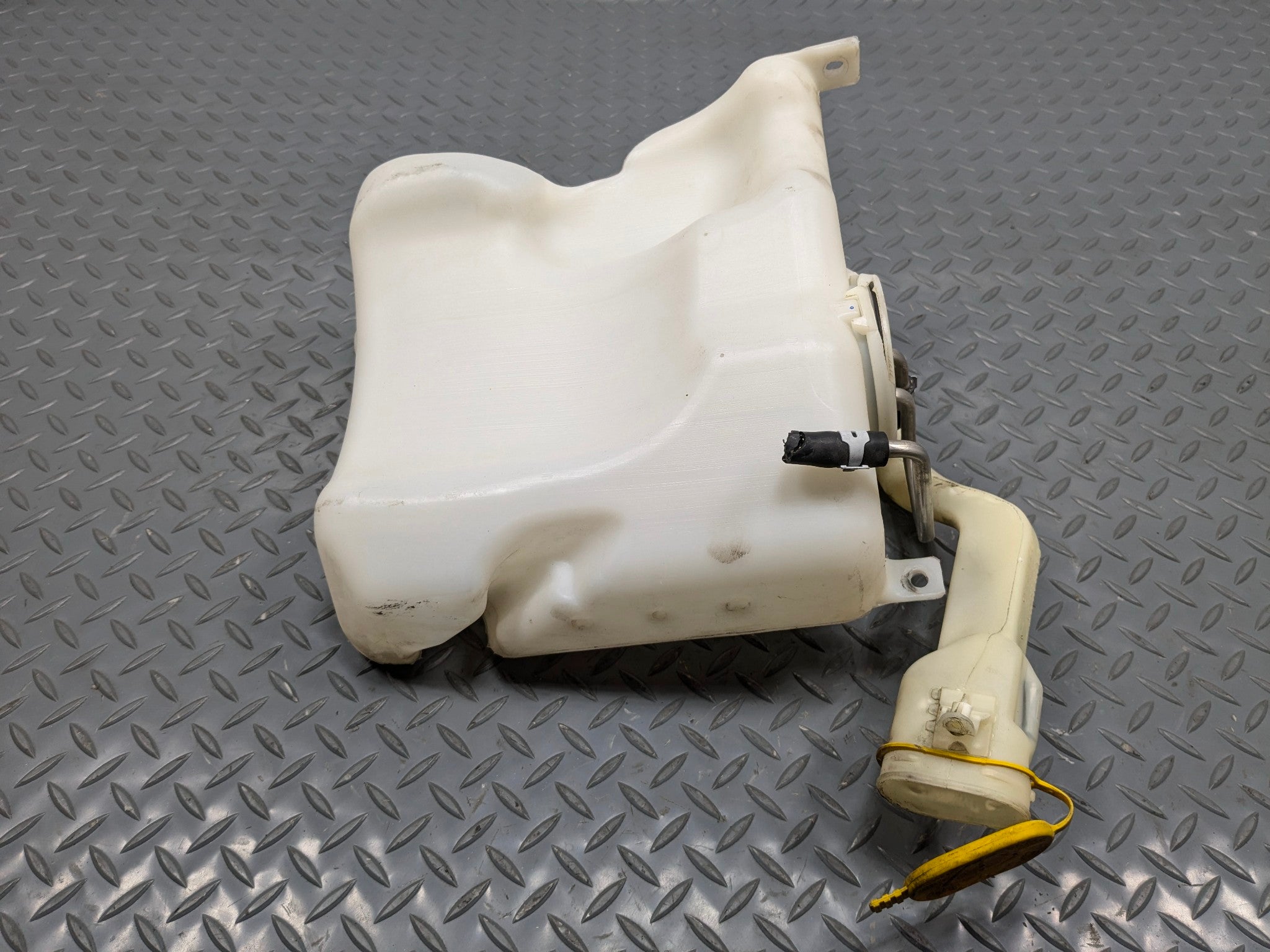 02 - 05 OEM MERCEDES BENZ CLK320 WINDSHIELD WASHER FLUID TANK BOTTLE RESERVOIR
