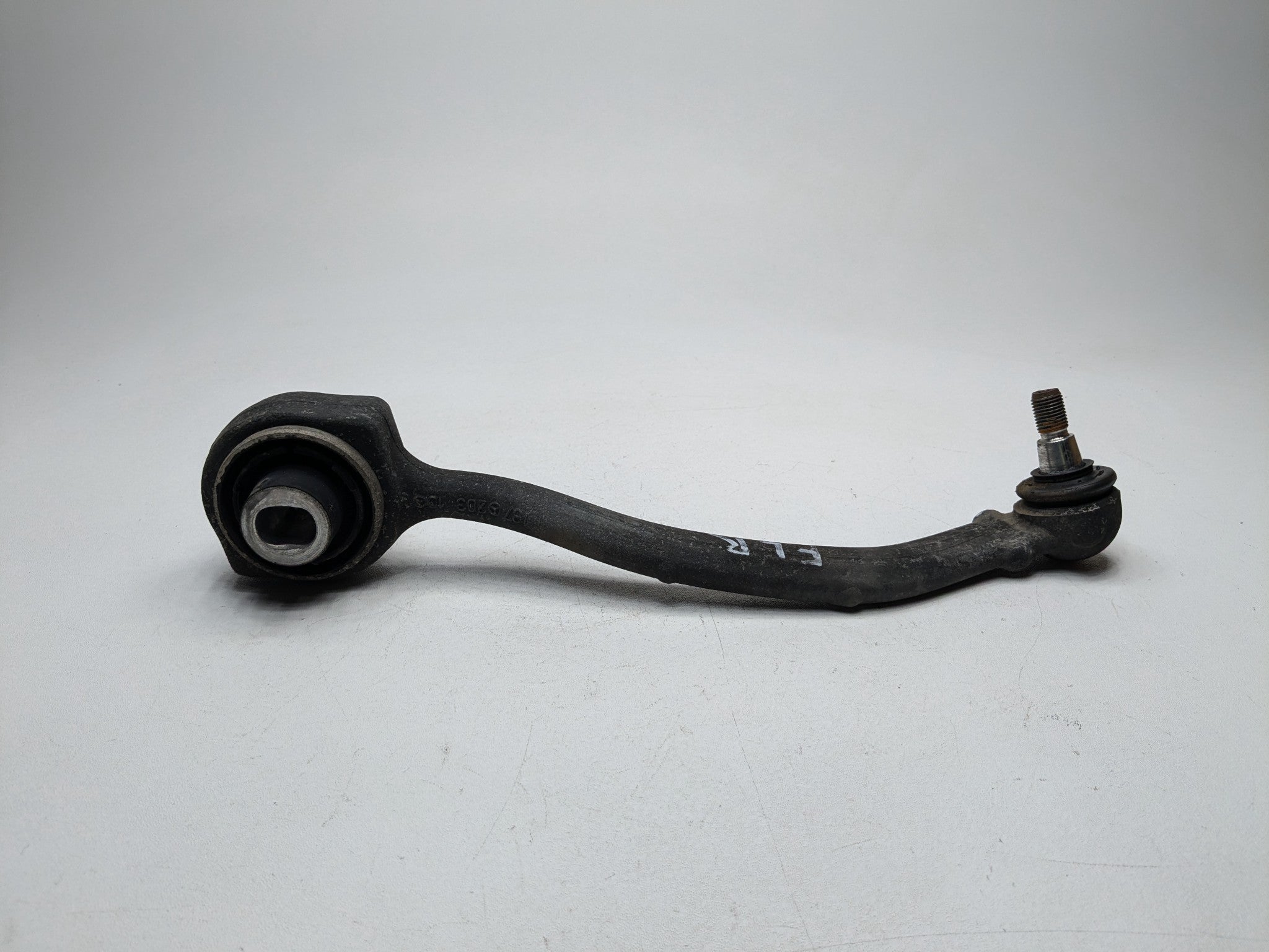 2002 - 2005 OEM MERCEDES BENZ CLK320 FRONT LEFT SIDE LOWER REARWARD CONTROL ARM