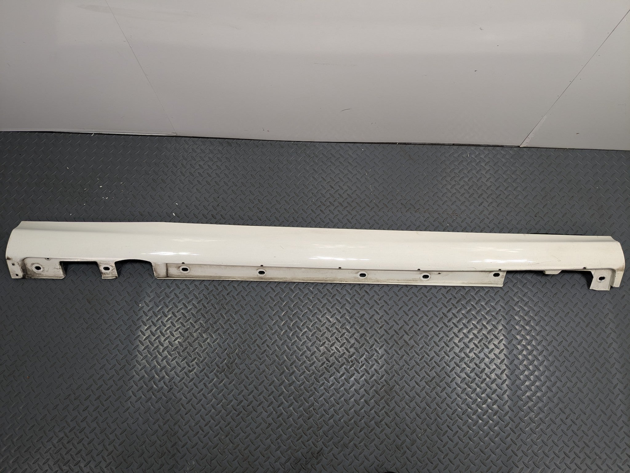 2002 - 2005 OEM MERCEDES BENZ CLK320 RIGHT SIDE ROCKER MOLDING TRIM PANEL