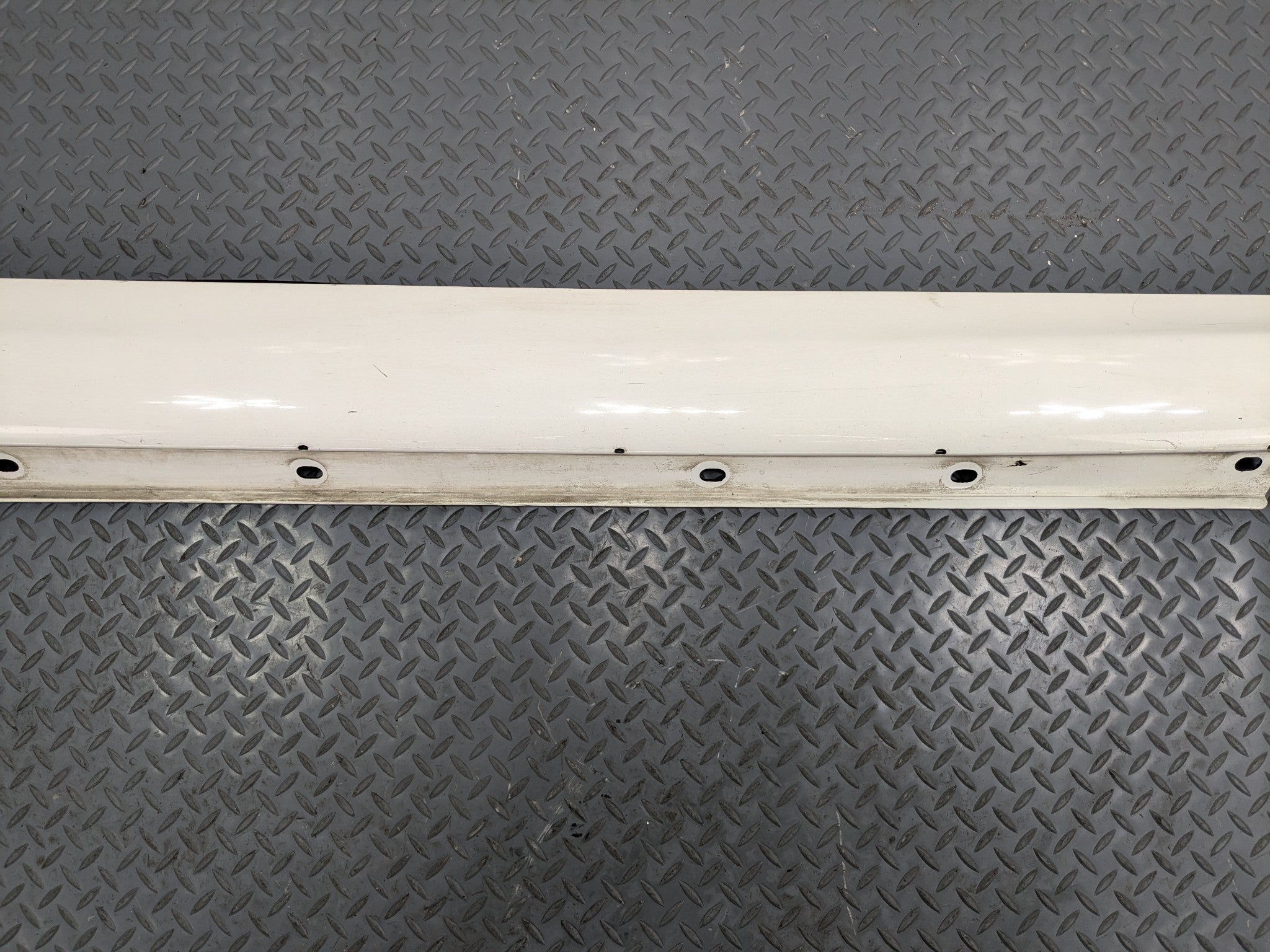 2002 - 2005 OEM MERCEDES BENZ CLK320 RIGHT SIDE ROCKER MOLDING TRIM PANEL