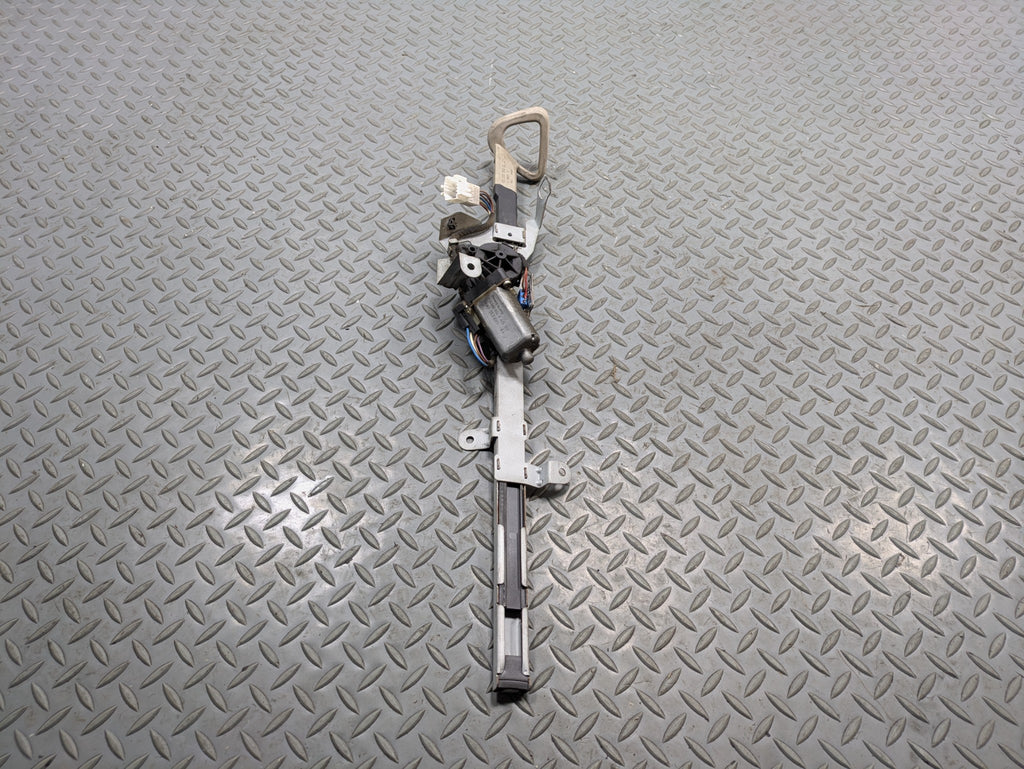 02 - 05 OEM MERCEDES BENZ CLK320 FRONT LEFT DRIVER SIDE SEAT BELT FEEDER MOTOR