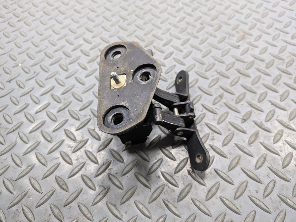 2002 - 2005 OEM MERCEDES BENZ CLK320 REAR LEFT CONVERTIBLE TOP BOW COVER HINGE