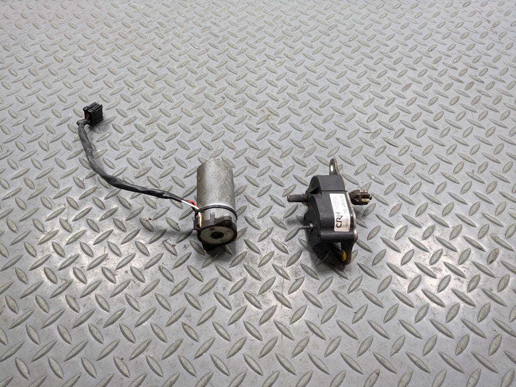 02 - 05 OEM MERCEDES BENZ CLK320 FRONT LEFT OR RIGHT SEAT ANGLE ADJUSTMENT MOTOR