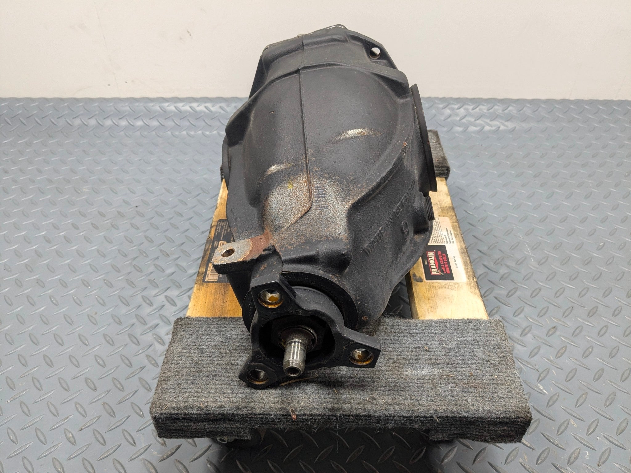 02 - 05 OEM MERCEDES BENZ CLK320 REAR DIFFERENTIAL CARRIER RATIO 3.45 ASSEMBLY