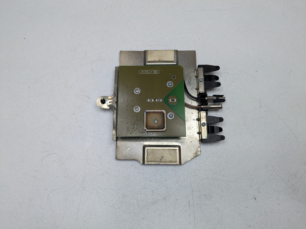 2002 - 2005 OEM MERCEDES BENZ CLK320 TRUNK GPS ANTENNA RECEIVER AMPLIFIER MODULE