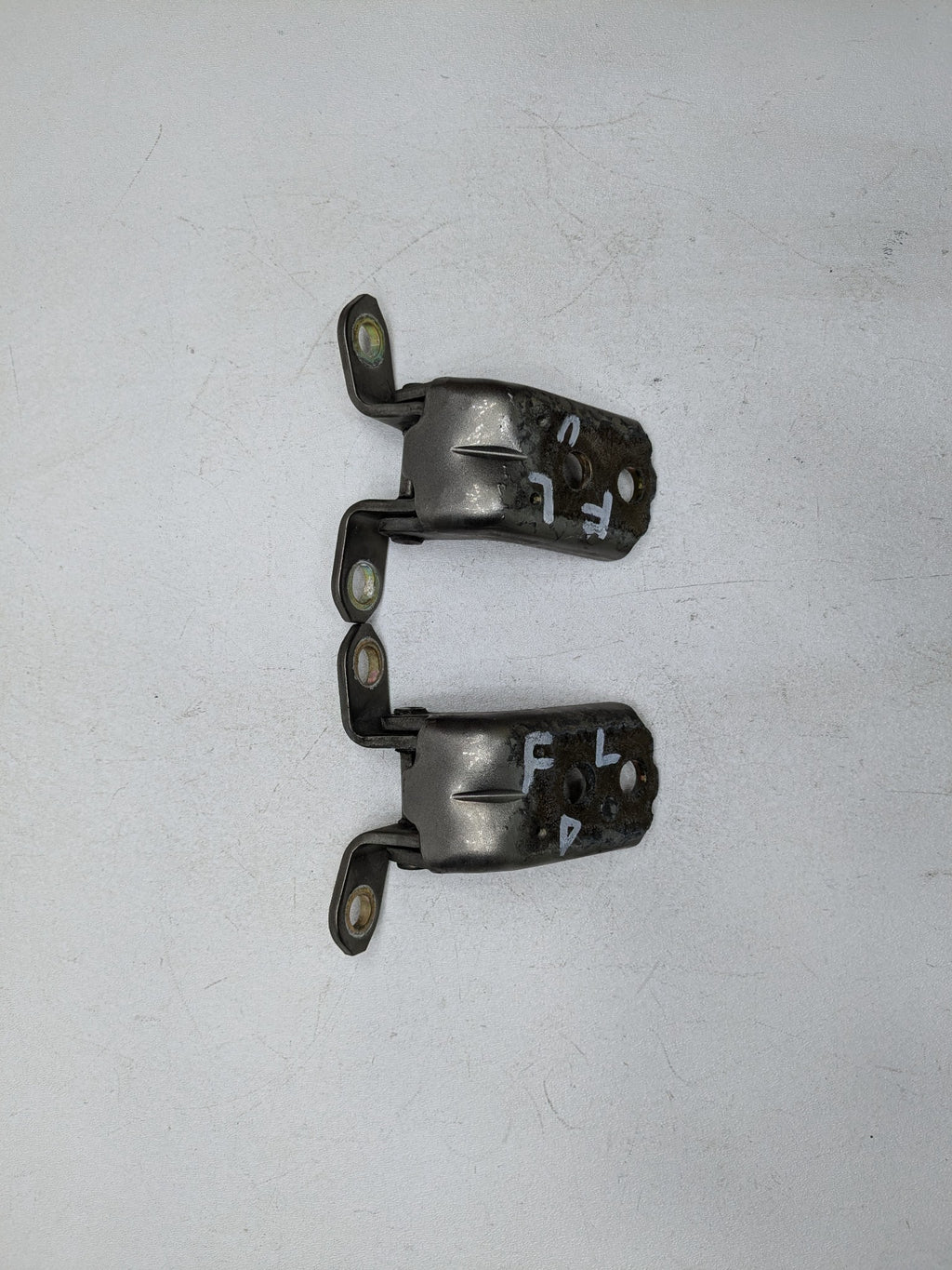2004 - 2006 OEM NISSAN MAXIMA FRONT LEFT SIDE UPPER AND LOWER DOOR HINGE SET