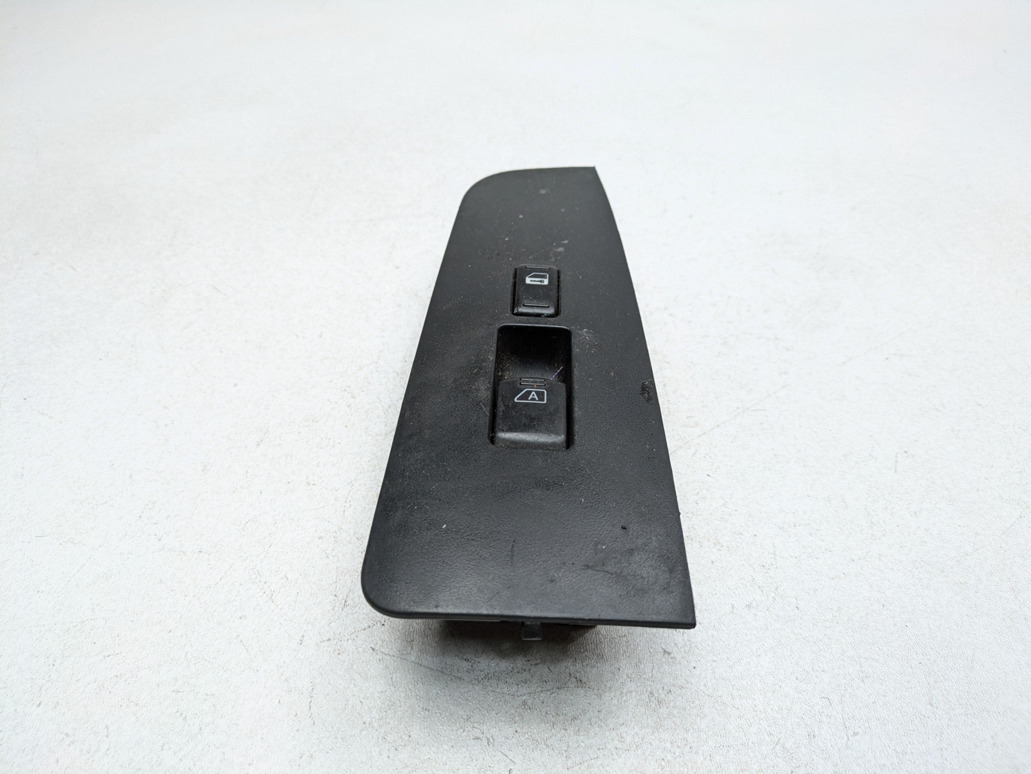04 - 06 OEM NISSAN MAXIMA FRONT RIGHT PASSENGER SIDE DOOR CONTROL SWITCH PANEL