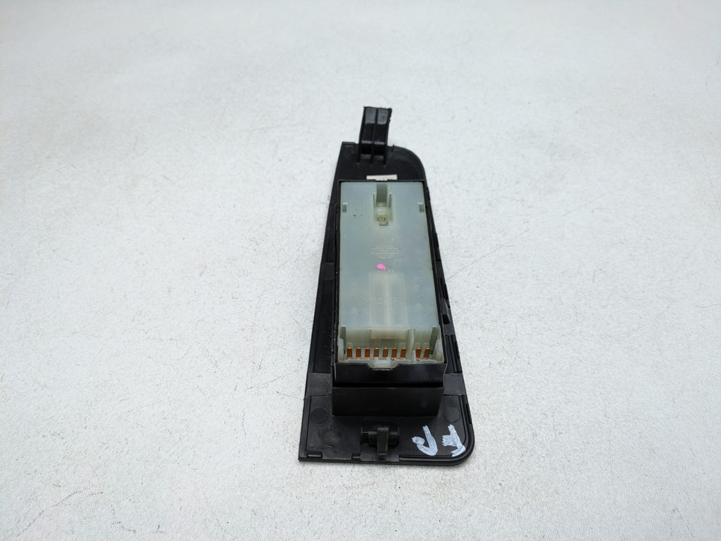 04 - 06 OEM NISSAN MAXIMA FRONT RIGHT PASSENGER SIDE DOOR CONTROL SWITCH PANEL