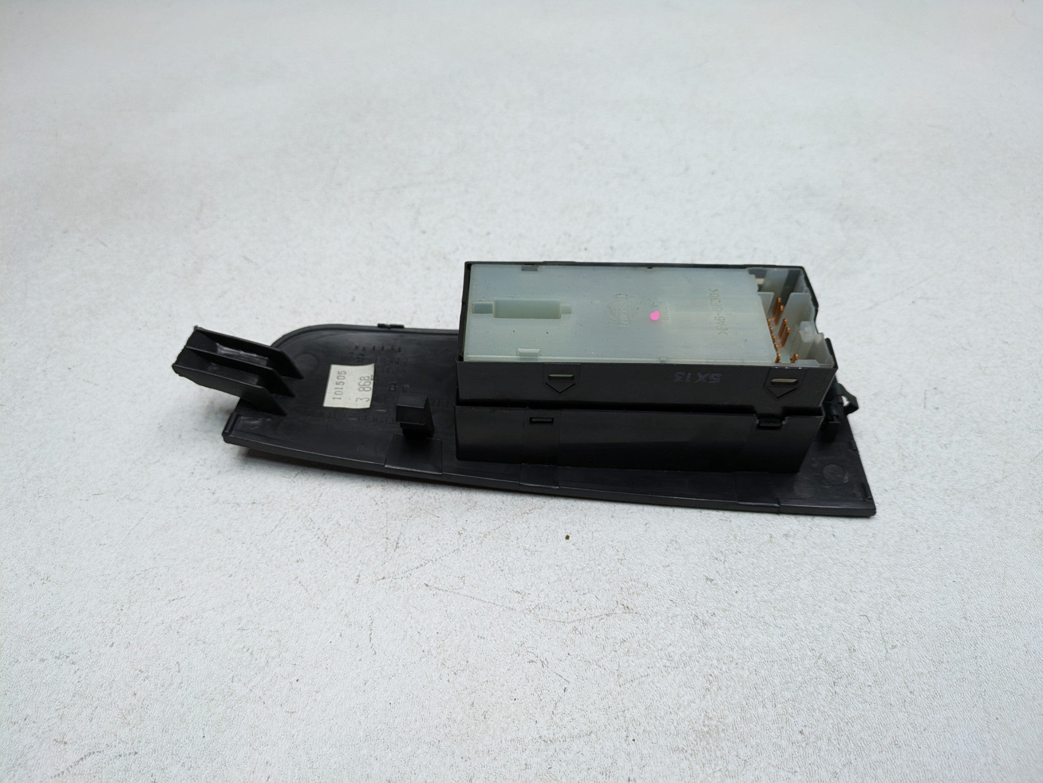04 - 06 OEM NISSAN MAXIMA FRONT RIGHT PASSENGER SIDE DOOR CONTROL SWITCH PANEL
