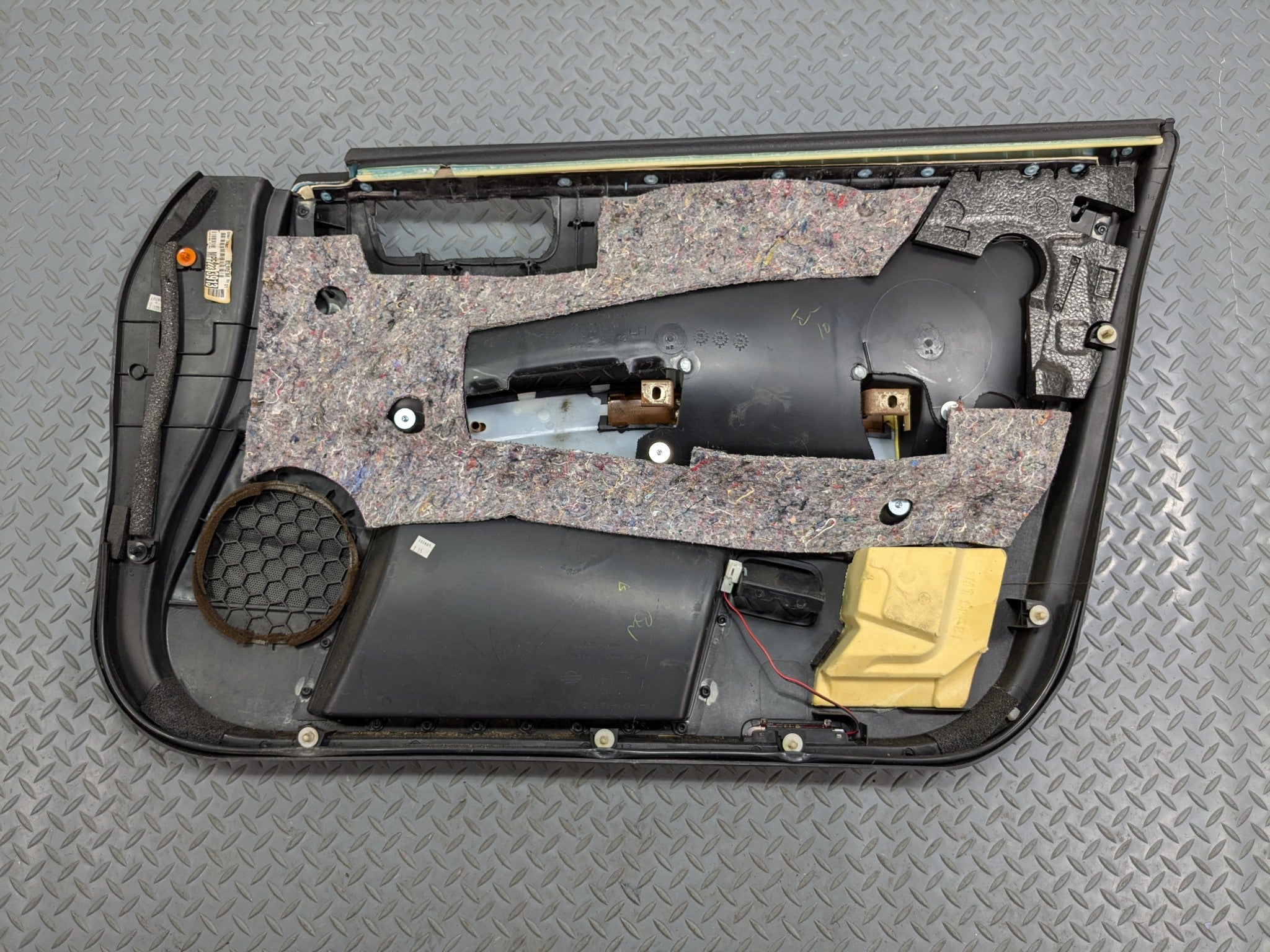 2004 - 2006 OEM NISSAN MAXIMA FRONT LEFT DRIVER SIDE INTERIOR DOOR TRIM PANEL