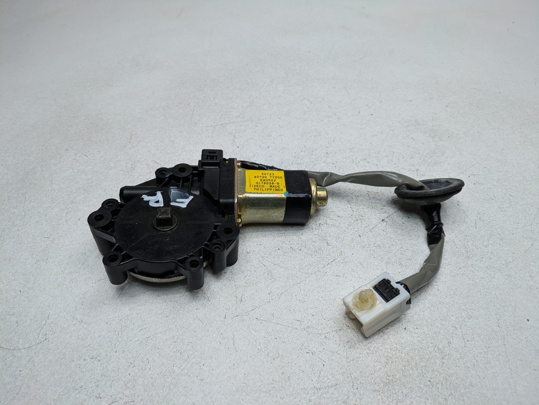 2004 - 2006 OEM NISSAN MAXIMA POWER WINDOW MOTOR FRONT RIGHT PASSENGER SIDE