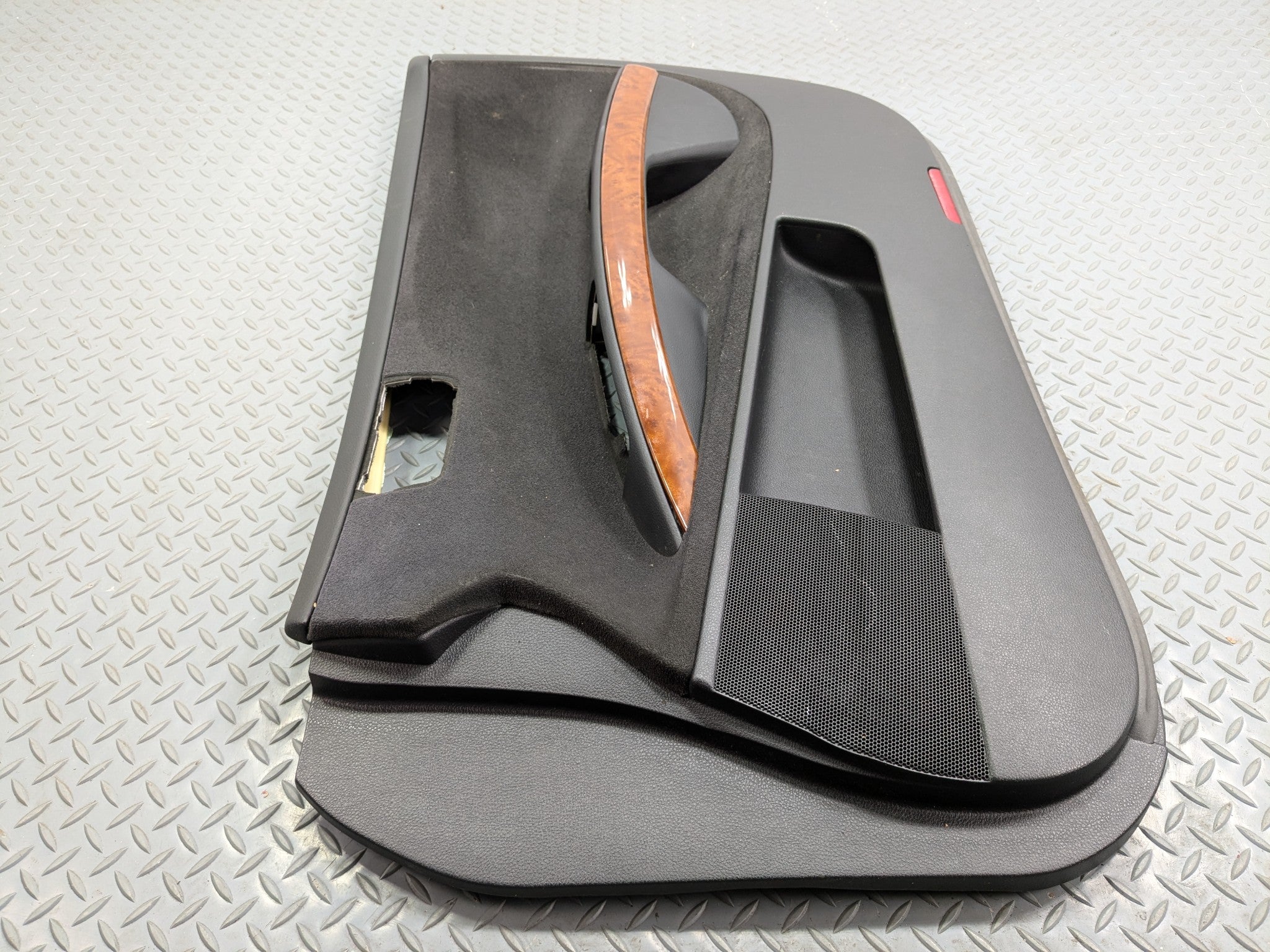2004 - 2006 OEM NISSAN MAXIMA FRONT RIGHT SIDE INTERIOR DOOR TRIM PANEL BLACK
