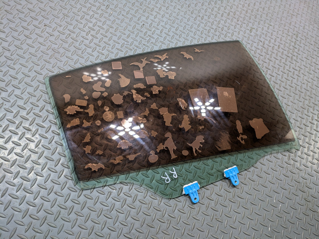 2004 - 2006 OEM NISSAN MAXIMA REAR RIGHT PASSENGER SIDE DOOR WINDOW GLASS