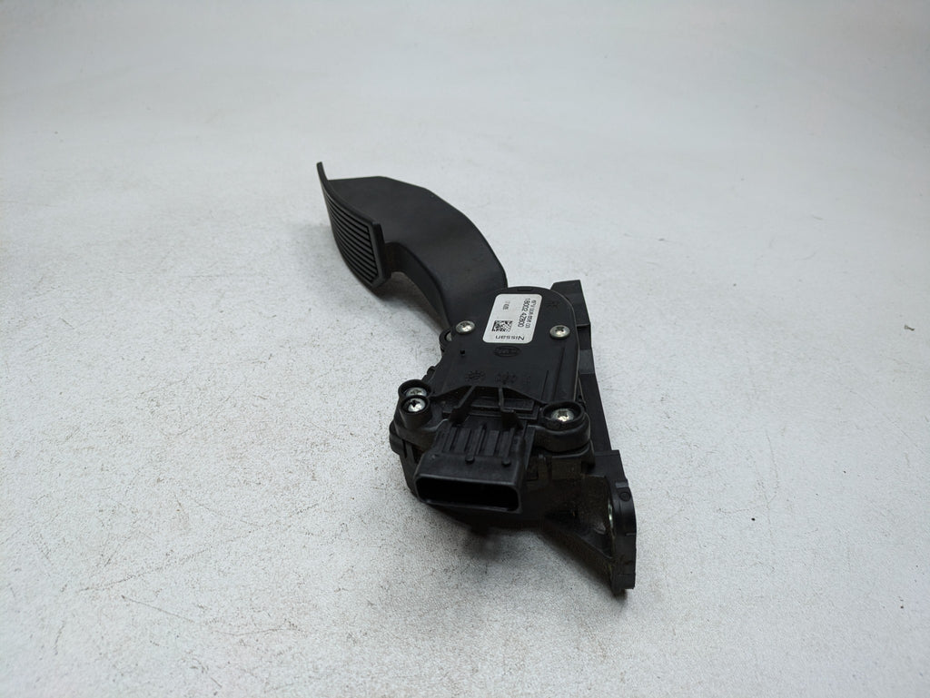04 - 06 OEM NISSAN MAXIMA GAS THROTTLE ACCELERATOR PEDAL WITH SENSOR ASSEMBLY