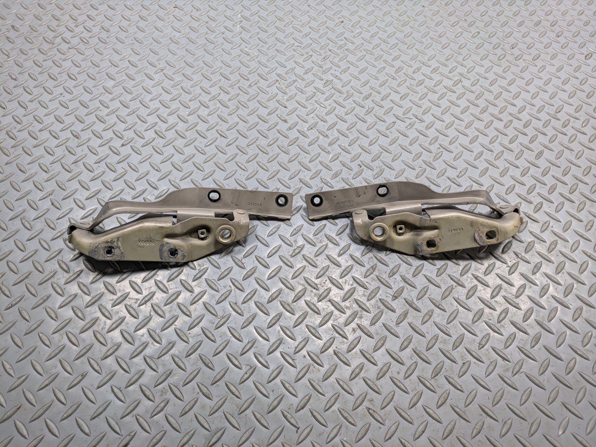 2004 - 2006 OEM NISSAN MAXIMA FRONT LEFT AND RIGHT SIDE HOOD HINGE SUPPORT SET