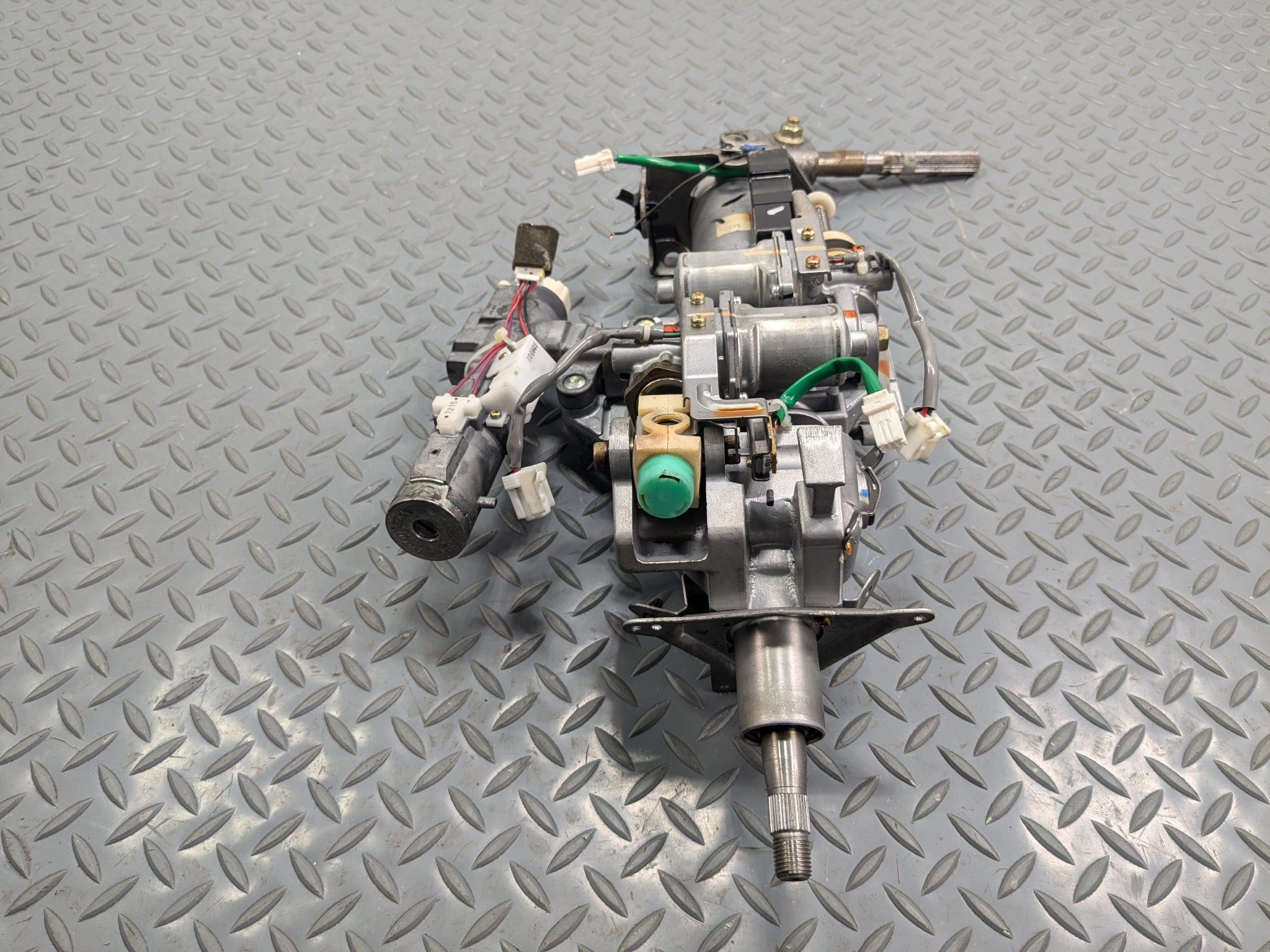 2004 - 2006 OEM NISSAN MAXIMA POWER ADJUSTMENT STEERING COLUMN ASSEMBLY