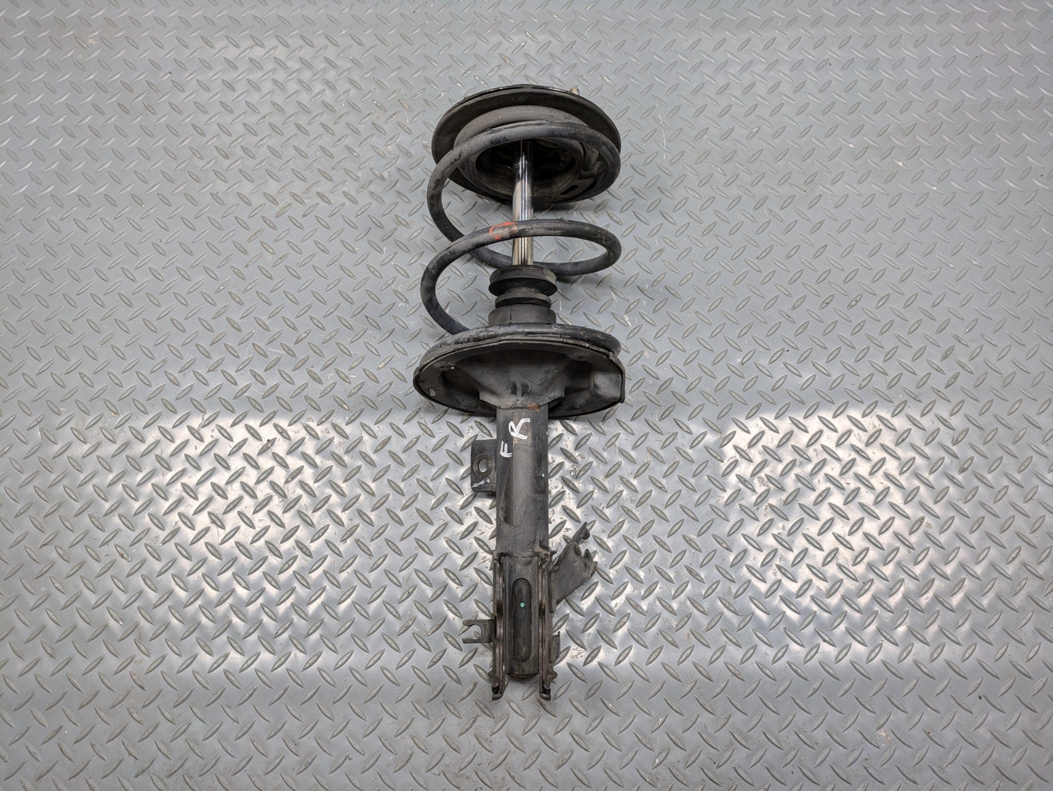 04 - 06 OEM NISSAN MAXIMA FRONT RIGHT SIDE AIR SUSPENSION SHOCK STRUT ASSEMBLY