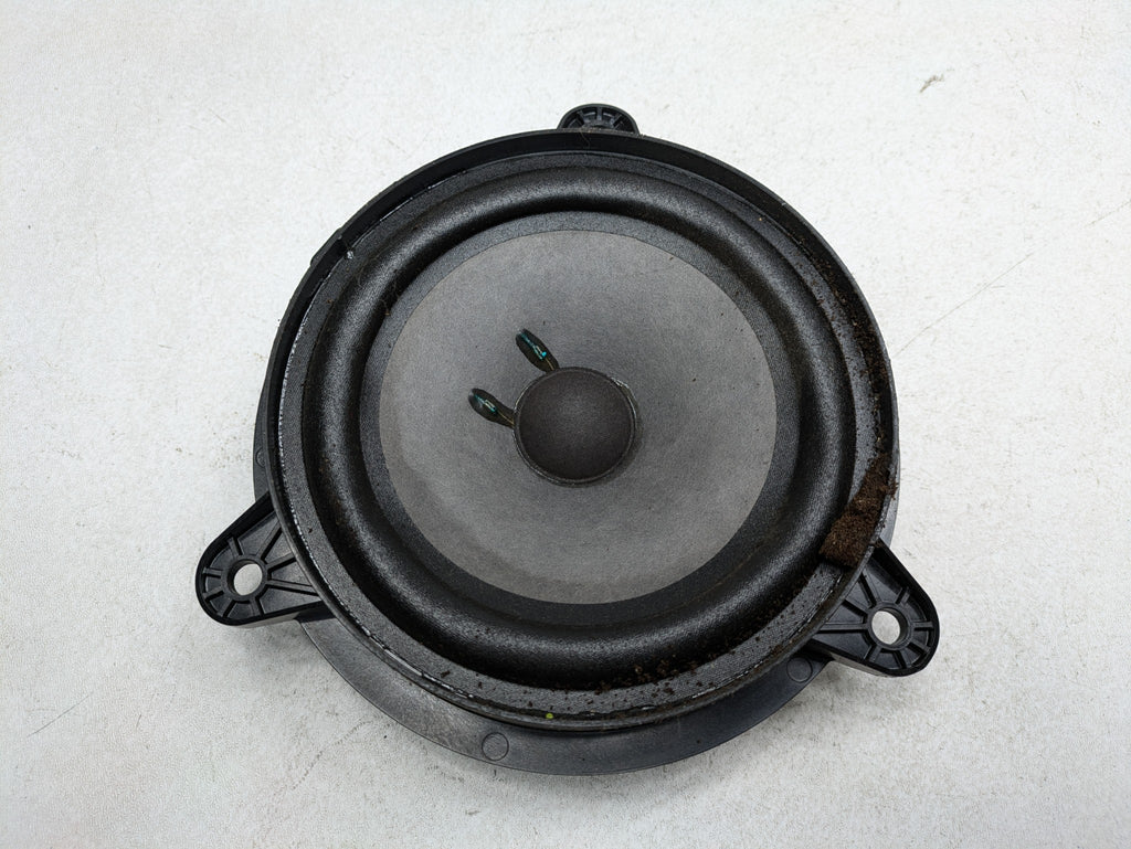 2004 - 2006 OEM NISSAN MAXIMA FRONT REAR LEFT AND RIGHT SIDE DOOR SPEAKER SET