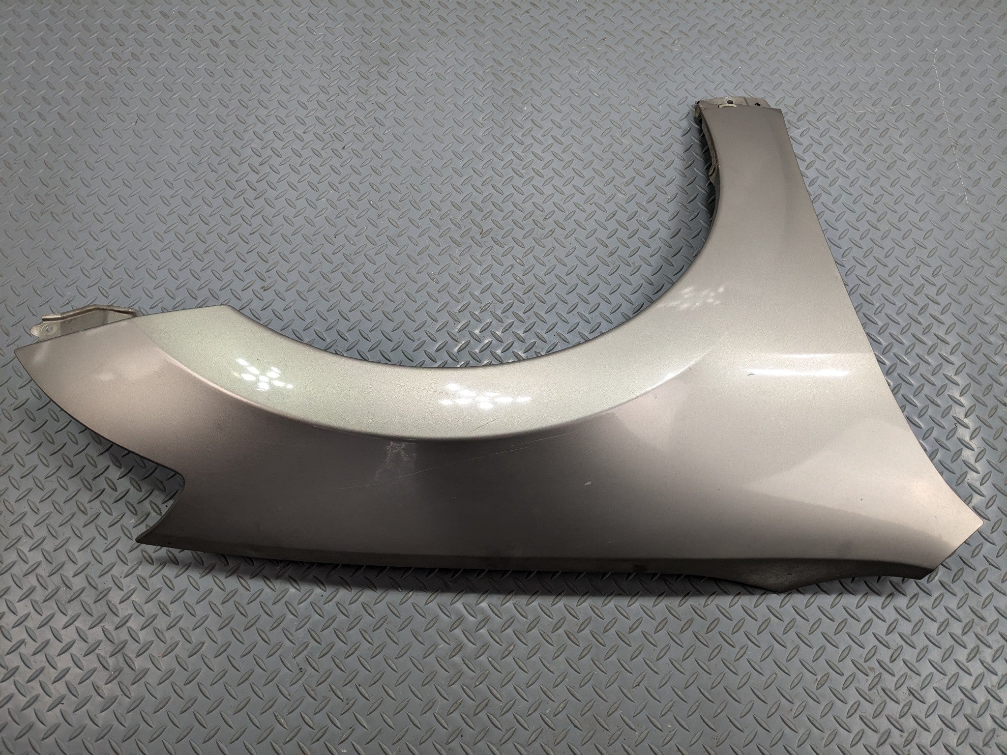 04 - 06 OEM NISSAN MAXIMA FRONT RIGHT PASSENGER SIDE FENDER COVER PANEL ASSEMBLY