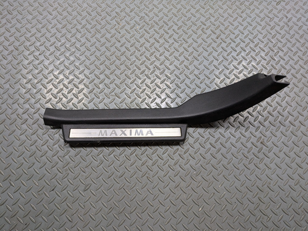 2004 - 2006 OEM NISSAN MAXIMA REAR LEFT DRIVER SIDE DOOR SILL SCUFF PLATE TRIM