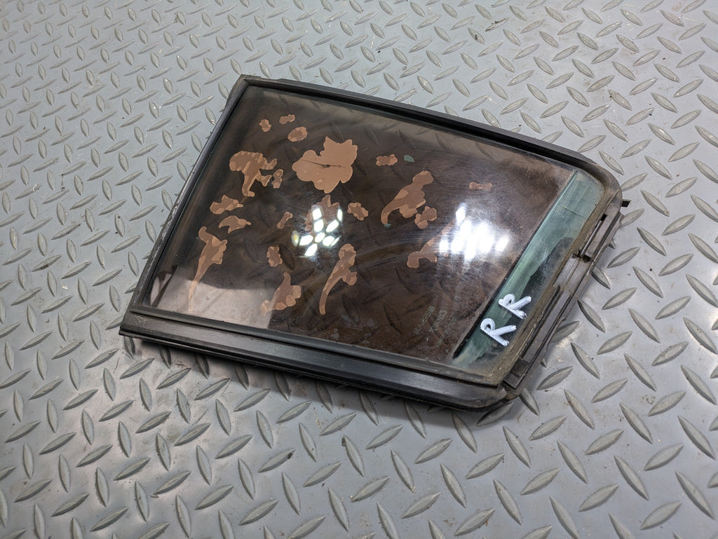 2004 - 2006 OEM NISSAN MAXIMA REAR RIGHT PASSENGER SIDE DOOR VENT WINDOW GLASS