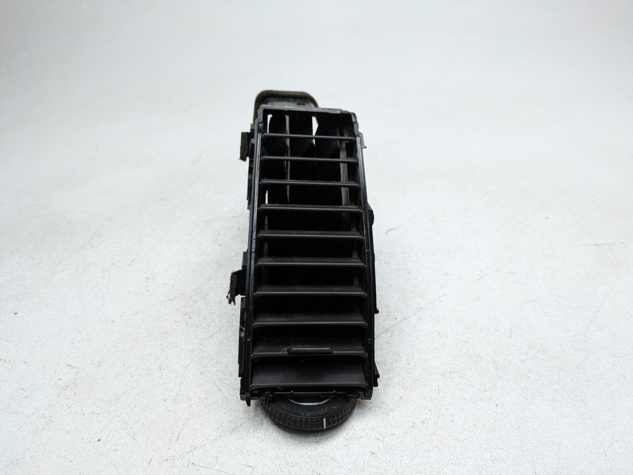 2004 - 2006 OEM NISSAN MAXIMA LEFT DRIVER DASH CENTER AC HEATER AIR VENT GRILLE