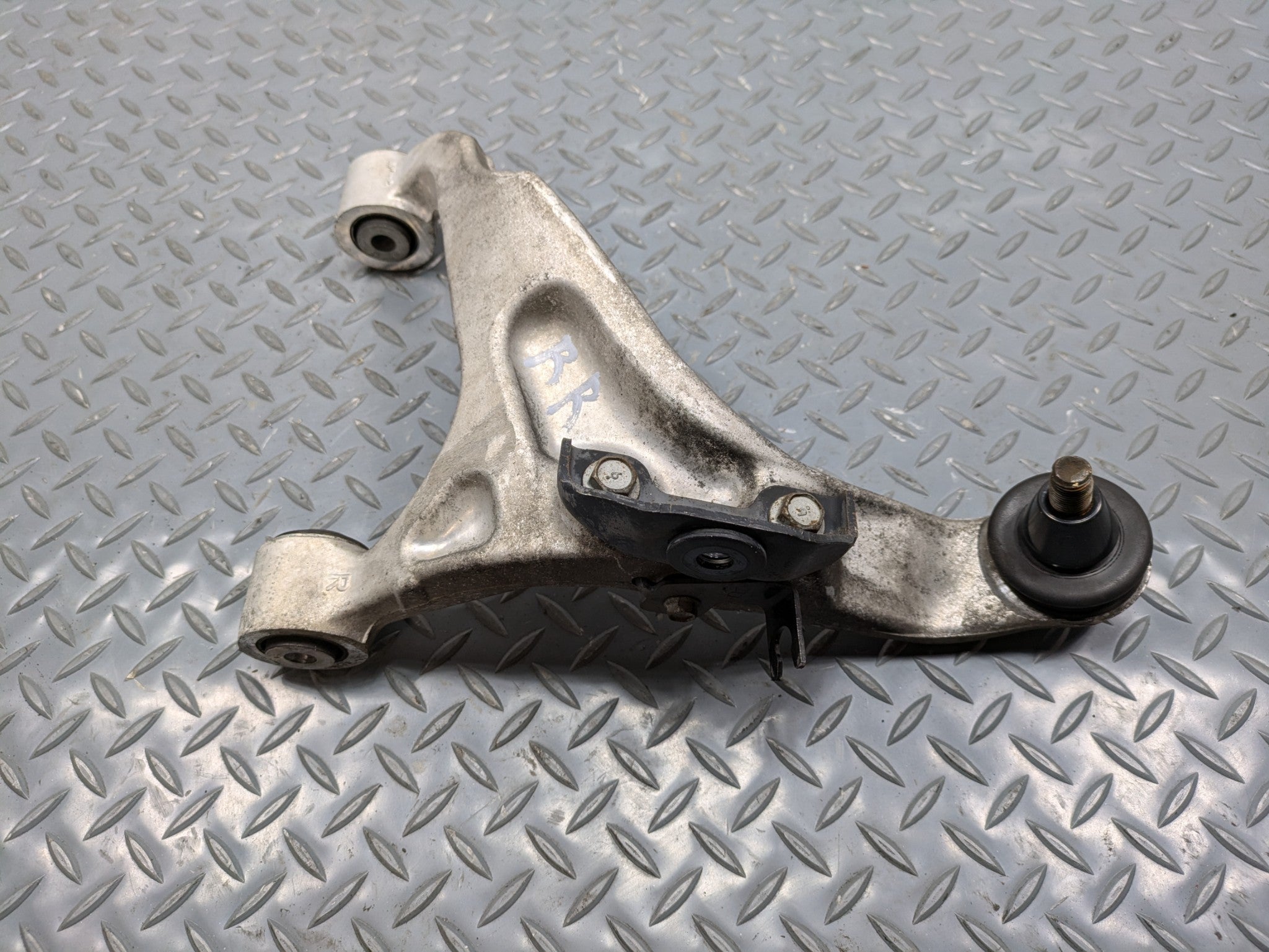 04 - 06 OEM NISSAN MAXIMA REAR RIGHT PASSENGER SIDE SUSPENSION UPPER CONTROL ARM
