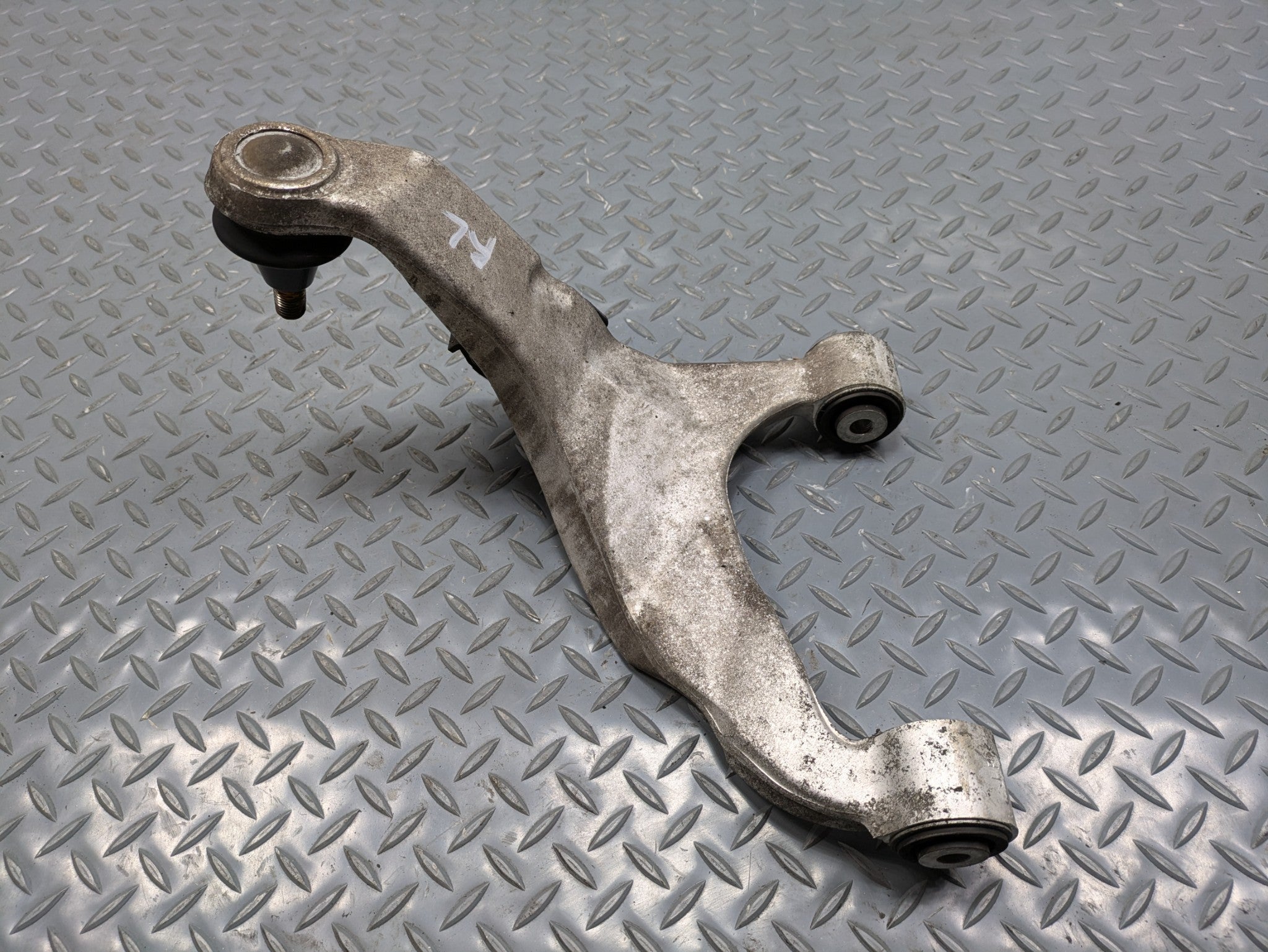 2004 - 2006 OEM NISSAN MAXIMA REAR LEFT DRIVER SIDE SUSPENSION UPPER CONTROL ARM