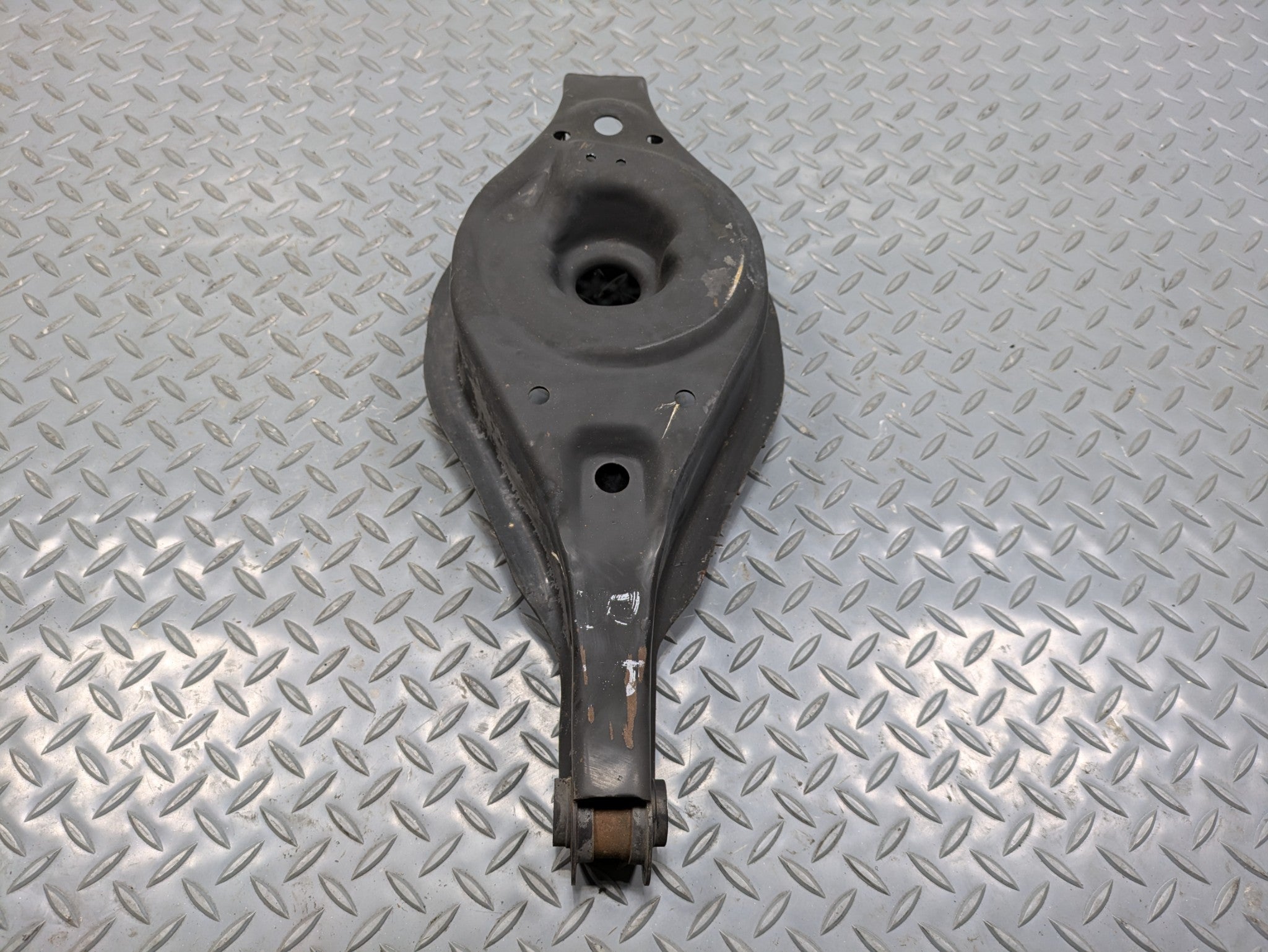 2004 - 2006 OEM NISSAN MAXIMA REAR RIGHT PASSENGER SIDE LOWER CONTROL ARM