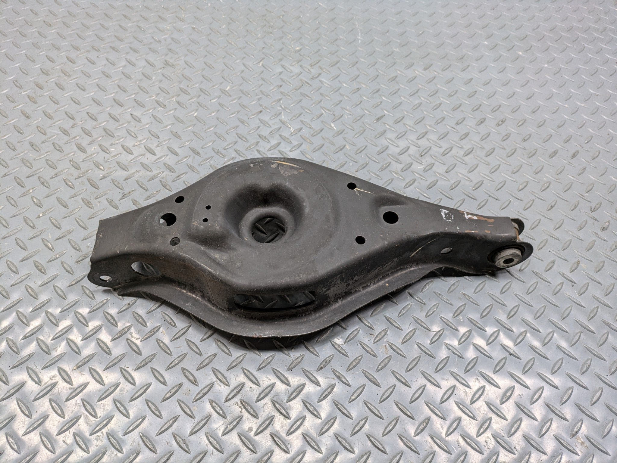 2004 - 2006 OEM NISSAN MAXIMA REAR RIGHT PASSENGER SIDE LOWER CONTROL ARM