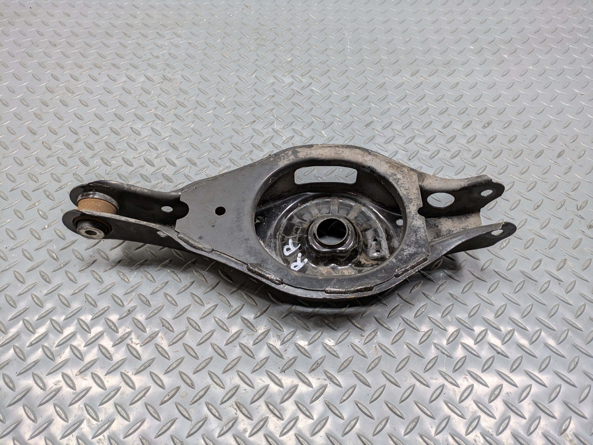 2004 - 2006 OEM NISSAN MAXIMA REAR RIGHT PASSENGER SIDE LOWER CONTROL ARM