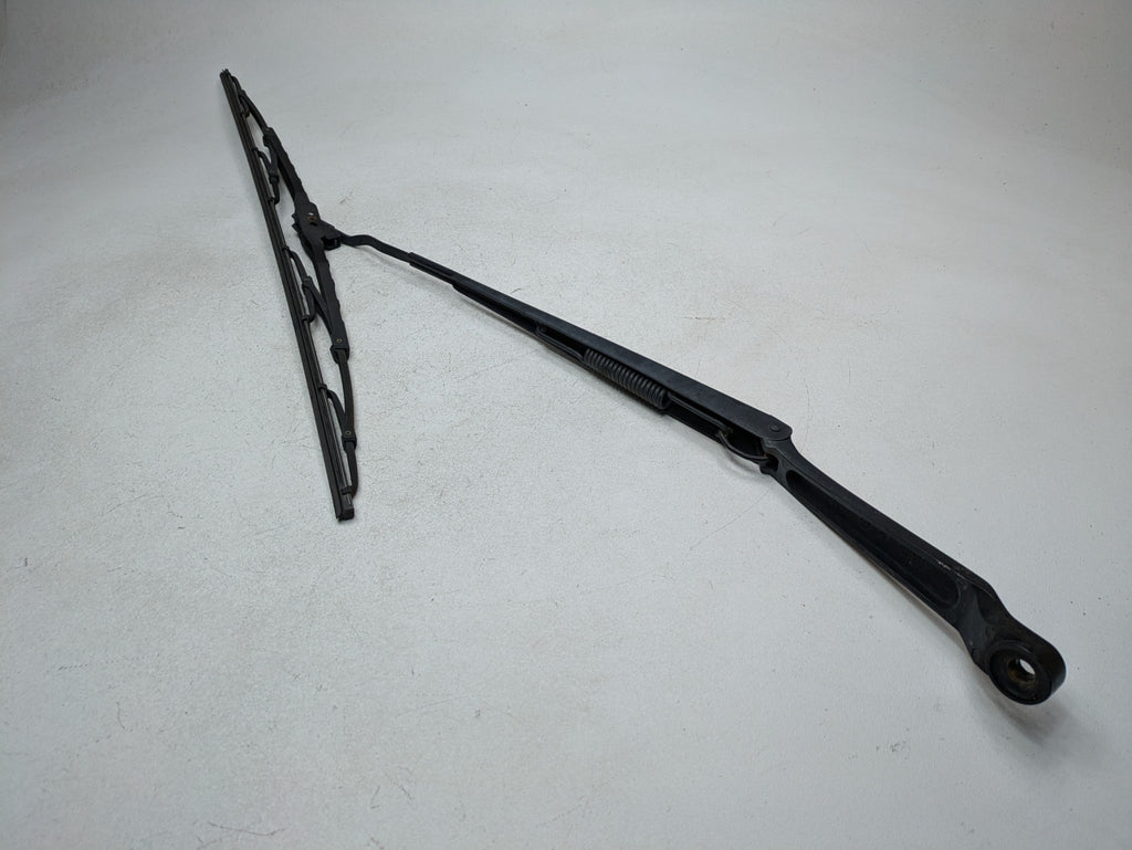 04 - 06 OEM NISSAN MAXIMA FRONT LEFT DRIVER SIDE WINDSHIELD WIPER ARM WITH BLADE