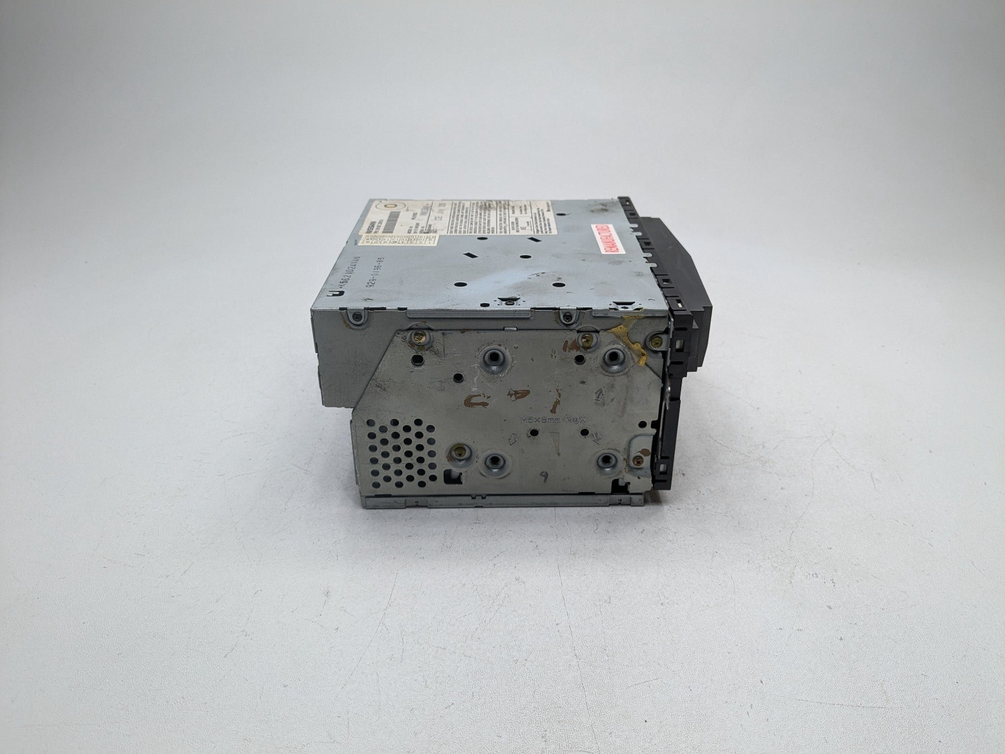 2004 - 2006 OEM NISSAN MAXIMA AUDIO AND VISUAL EQUIPMENT RADIO RECEIVER ASSEMBLY