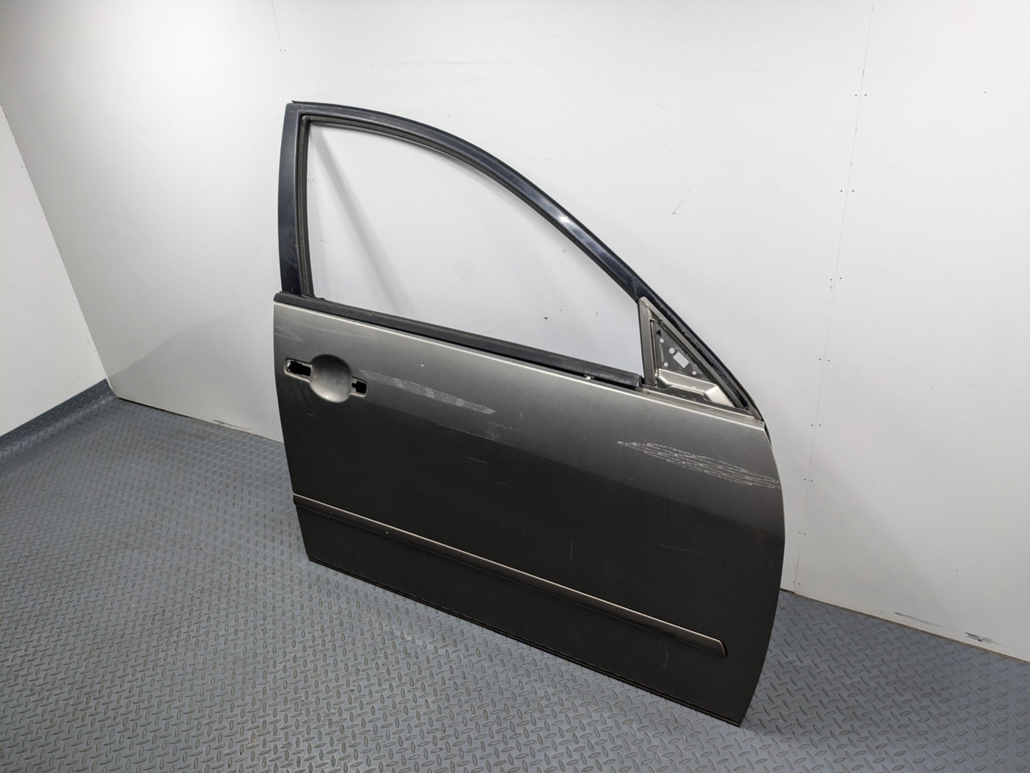 04 - 06 OEM NISSAN MAXIMA FRONT RIGHT PASSENGER SIDE DOOR SHELL PANEL ASSEMBLY