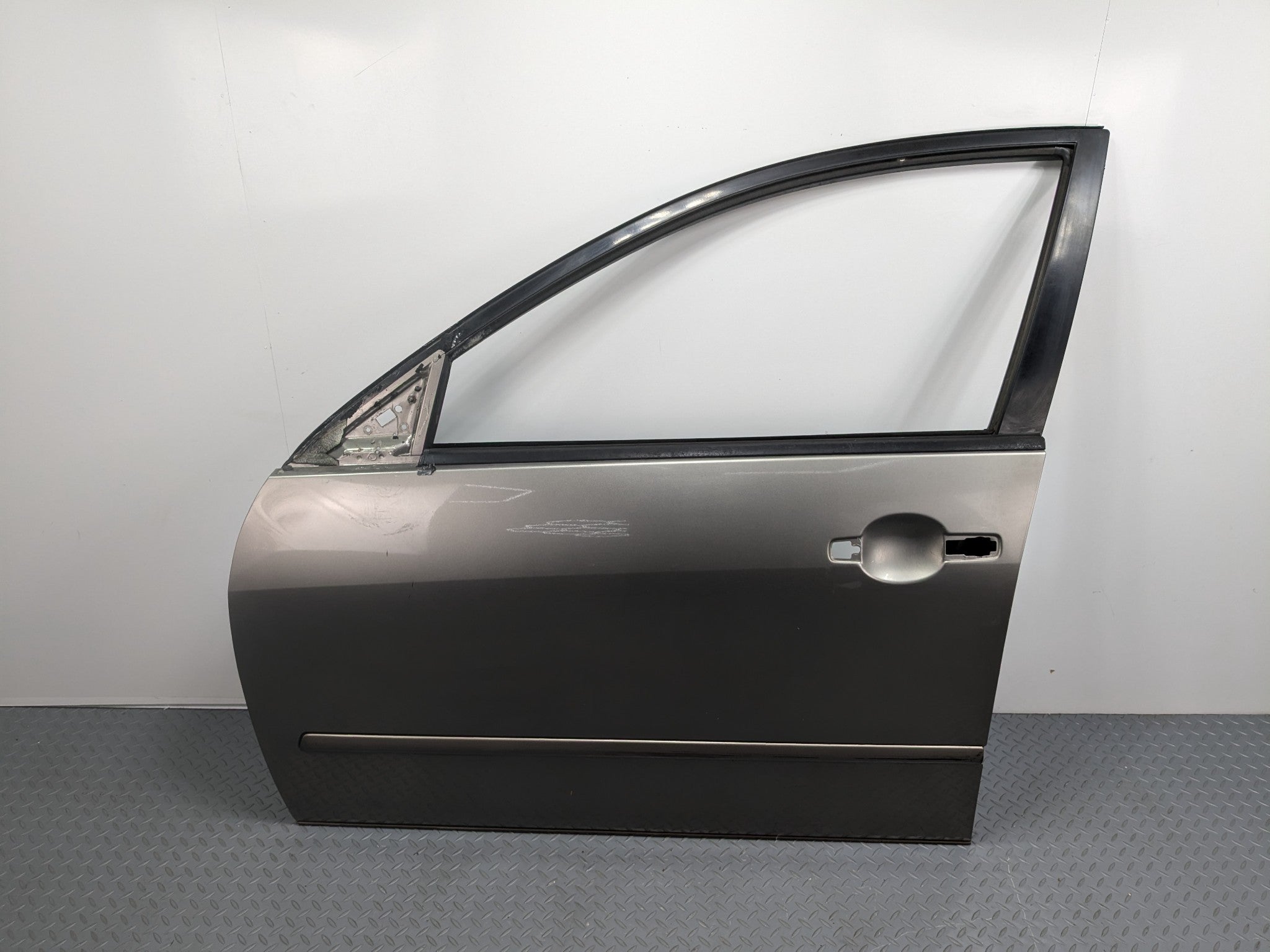 2004 - 2006 OEM NISSAN MAXIMA FRONT LEFT DRIVER SIDE DOOR SHELL PANEL ASSEMBLY