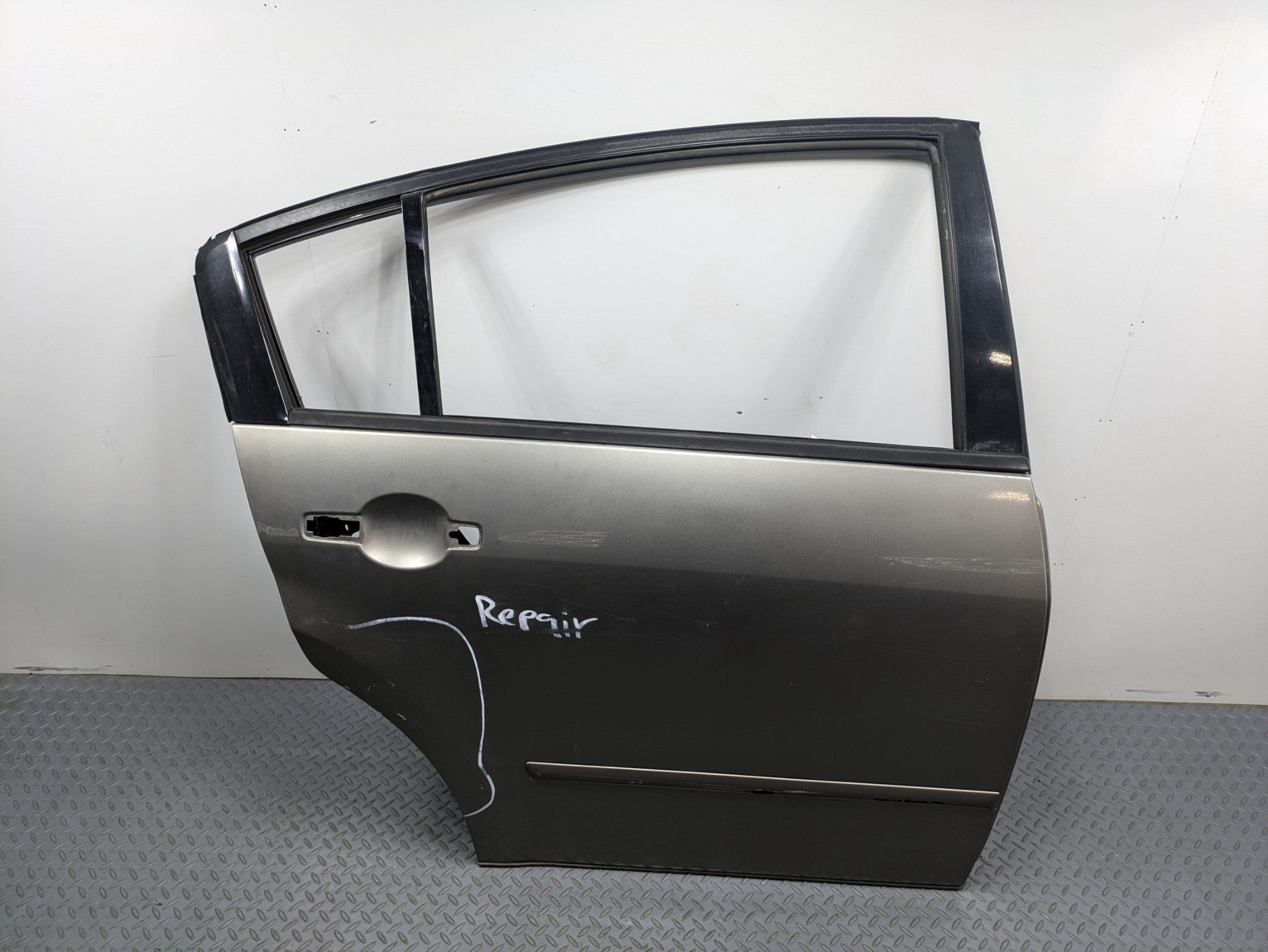 04 - 06 OEM NISSAN MAXIMA REAR RIGHT PASSENGER SIDE DOOR SHELL PANEL ASSEMBLY
