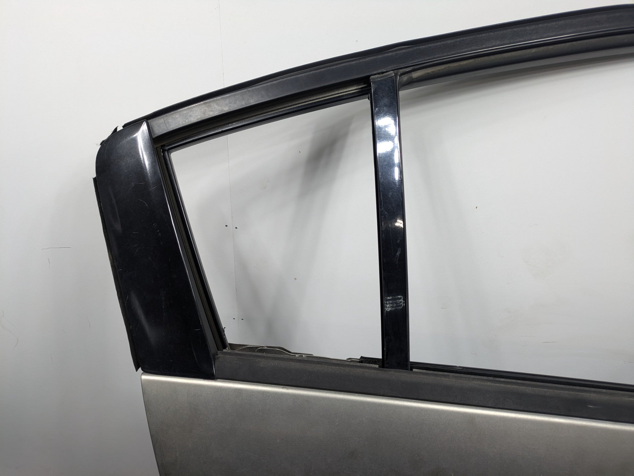 04 - 06 OEM NISSAN MAXIMA REAR RIGHT PASSENGER SIDE DOOR SHELL PANEL ASSEMBLY